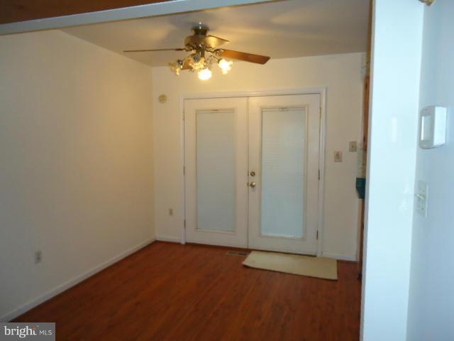 BURNT OAKS - Residential