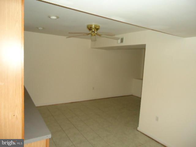 BURNT OAKS - Residential