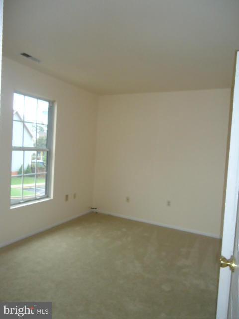 BURNT OAKS - Residential