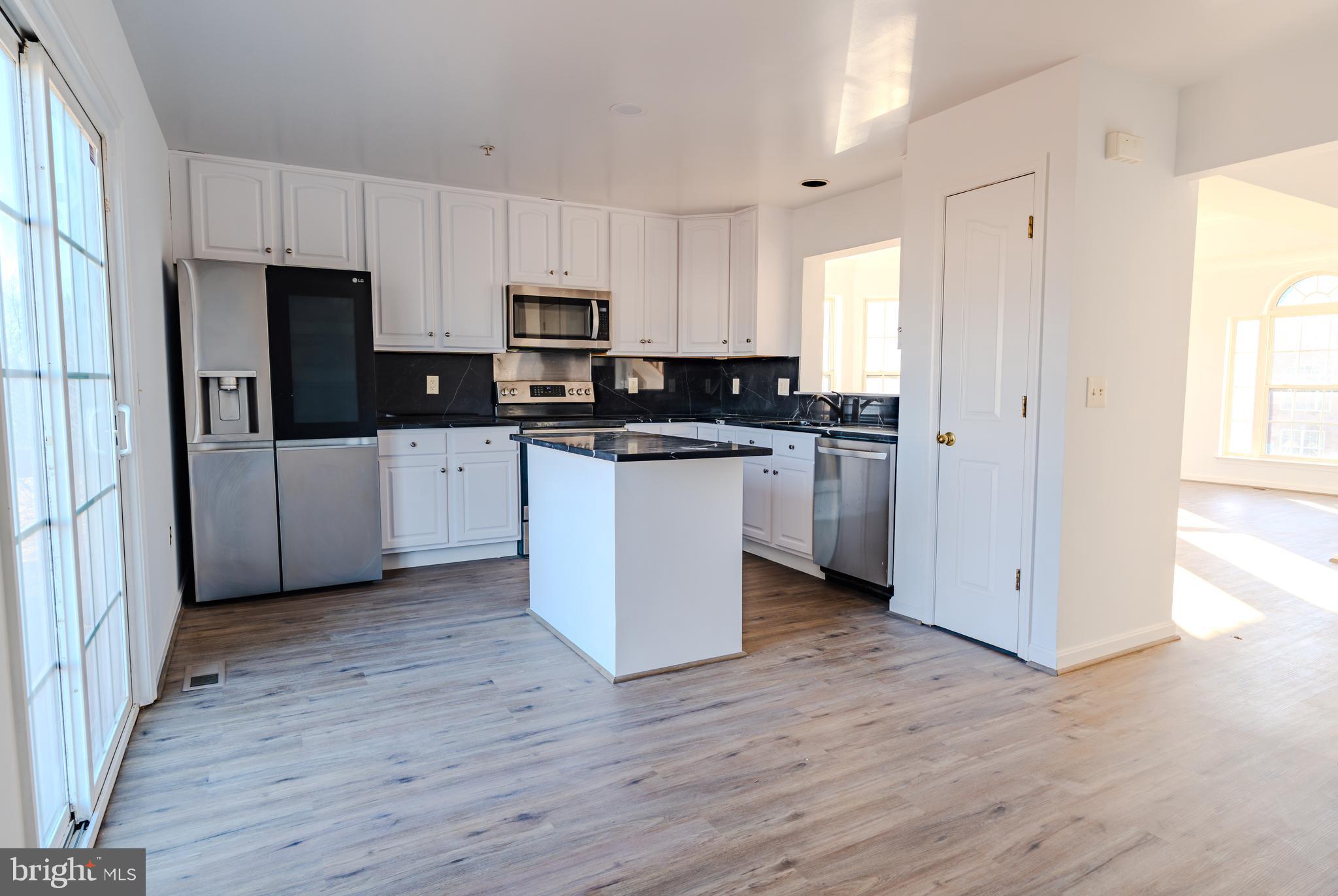 WILLOW BROOK - Residential