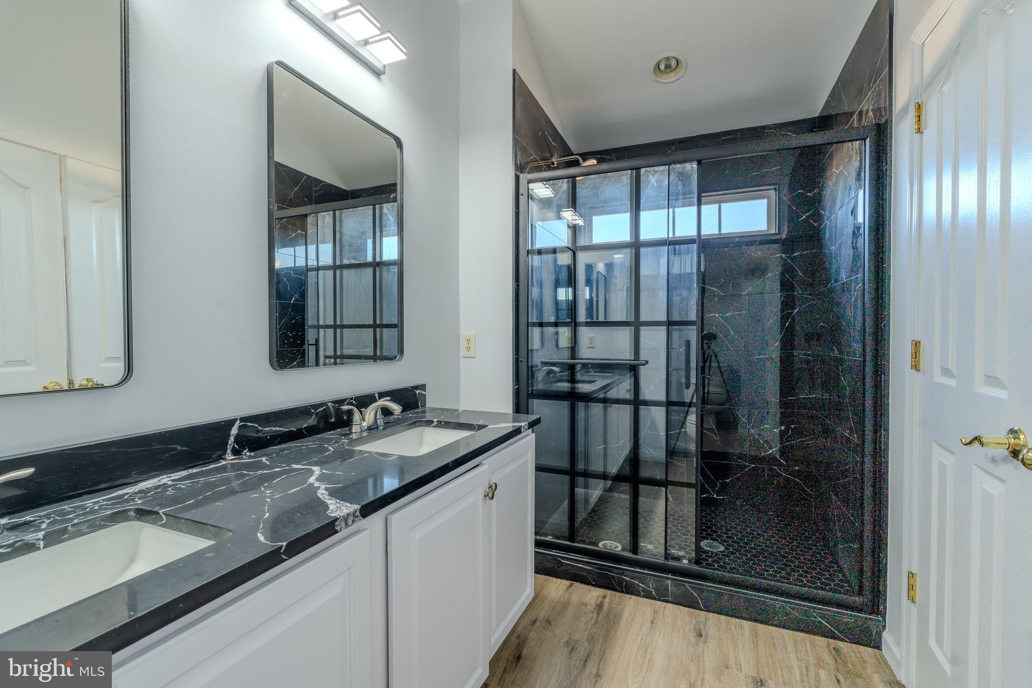 WILLOW BROOK - Residential