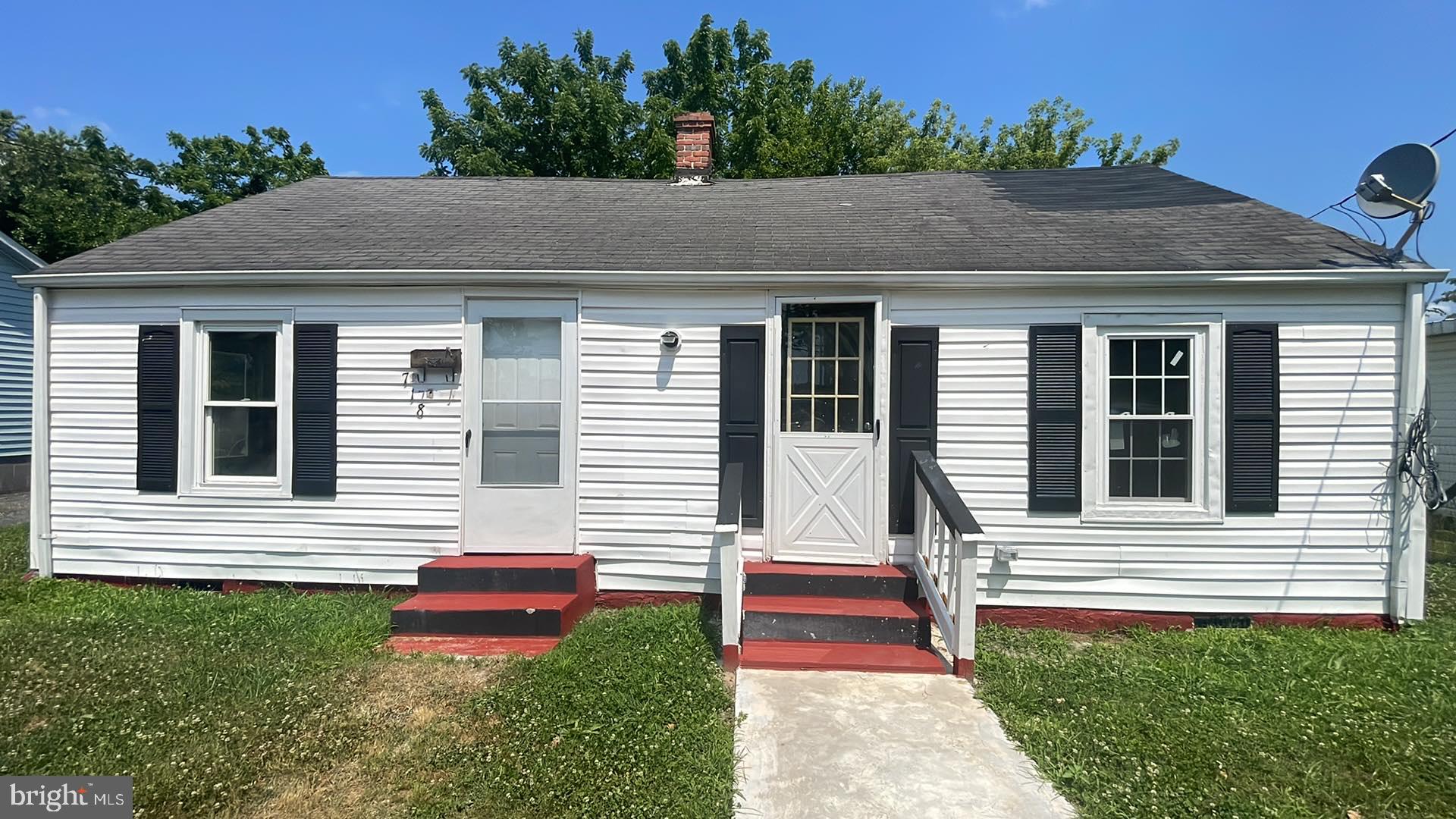 Recently remodeled home with flooring, paint, and electric. This home is also lead free and move in ready.