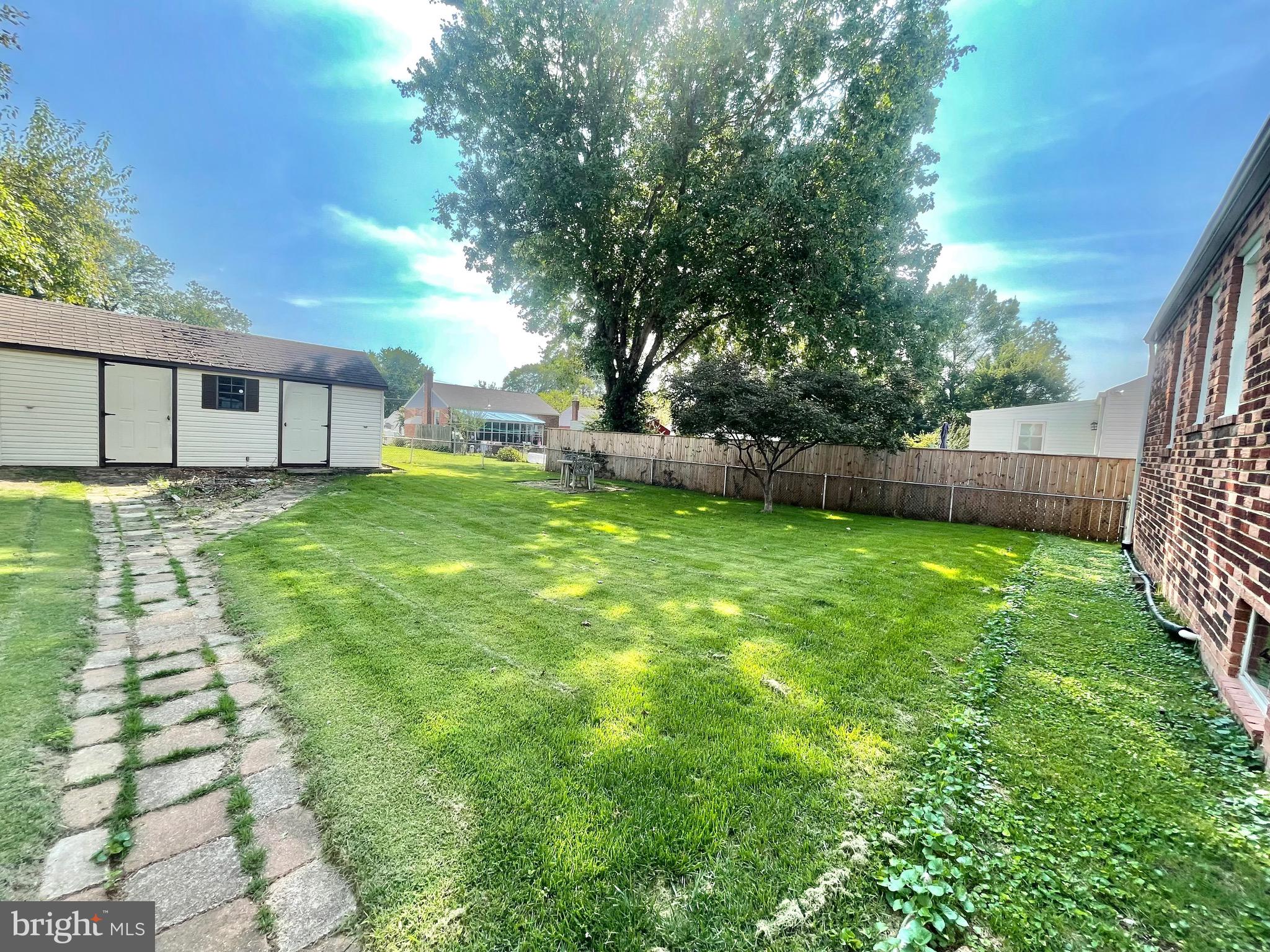 COLLEGE PARK - Residential Lease