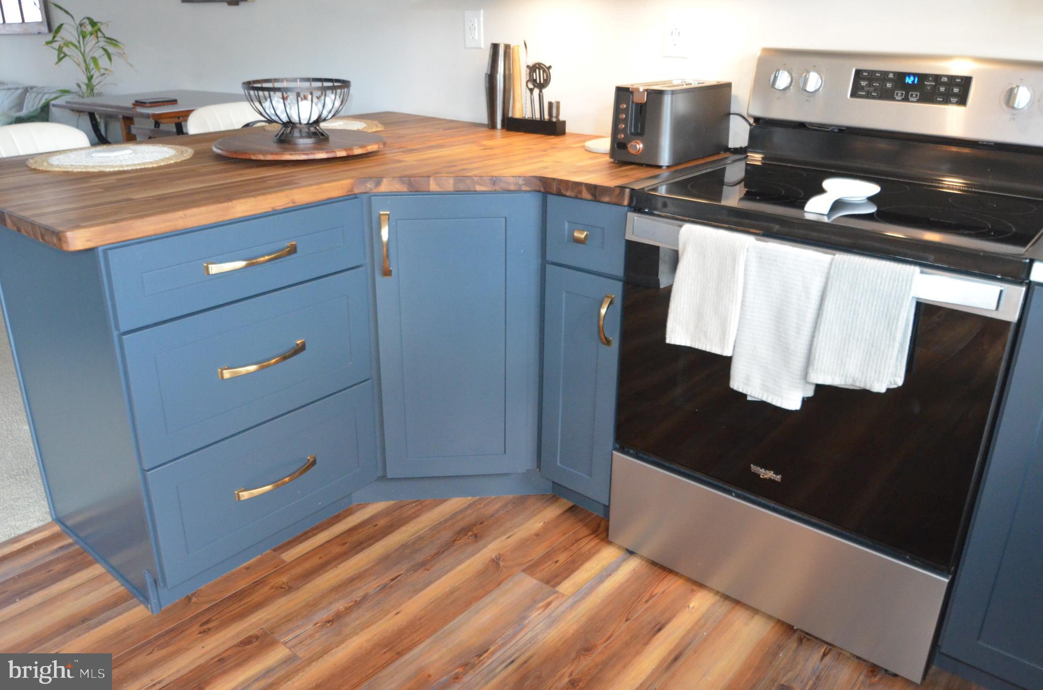 MORGANDALE CONDO - Residential