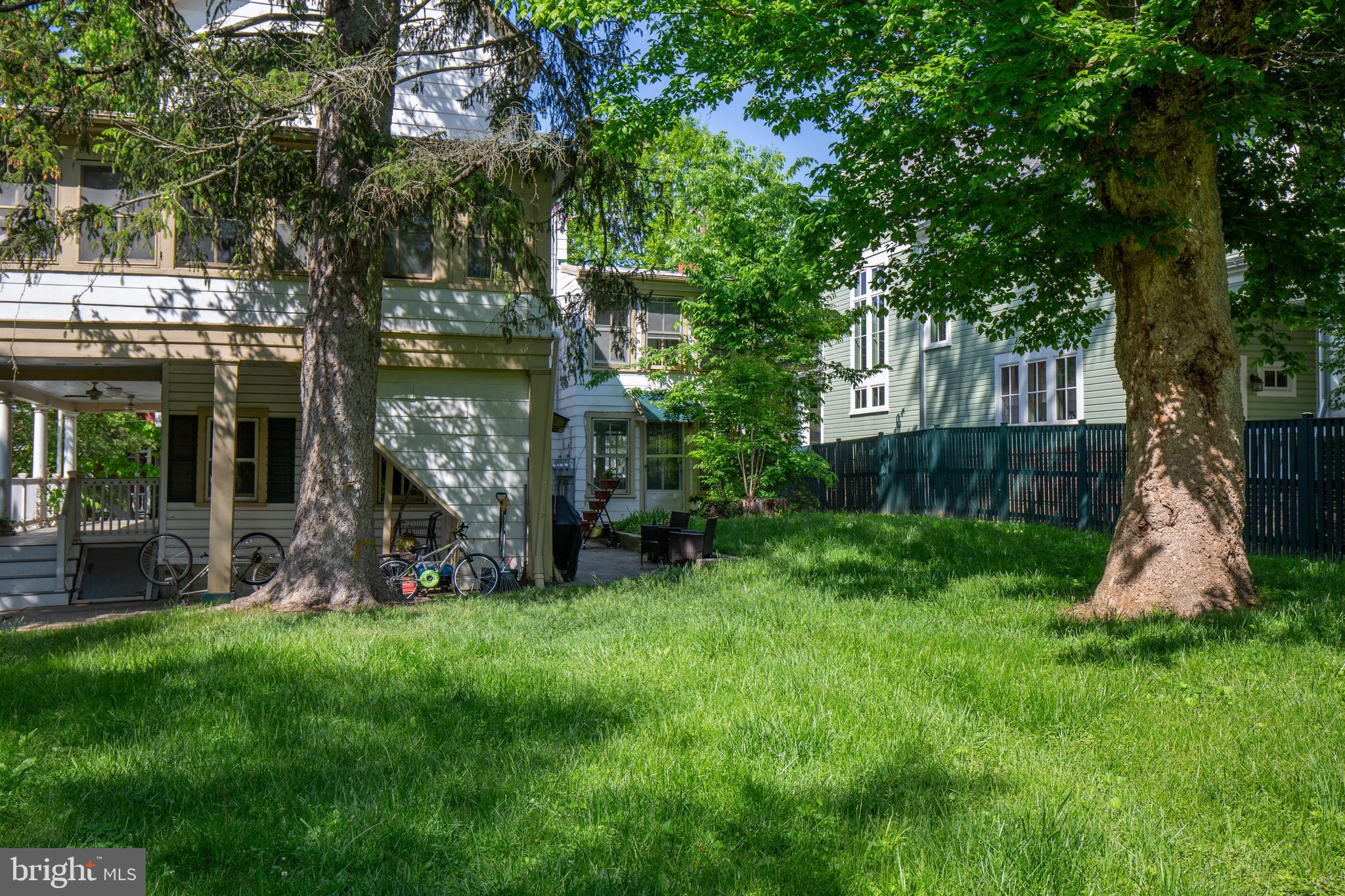 This 1 bedroom, 1 bathroom apartment in historic downtown Shepherdstown is located on the first floor and has a private entrance.
You are welcomed by a lovely living room with generous natural light and a decorative fireplace. The single wall kitchen is off of the living area, as well as the bedroom with full bath and walk-in closet with stacked washer and dryer.
Conveniently located on West German Street, near the corner of Duke St., close to downtown shopping and dining - and just 10 minutes away from Rt 9, perfect for commuters! Parking is located in the lot behind the home.
Tenants provide their own window units, and need to acquire a P.O. Box (no regular mail delivery to this address).
PETS - CATS ONLY.
Additional monthly costs include Renter's insurance (price based on plan selection) and Second Nature Air Filter Subscription program ($15.00/ month).