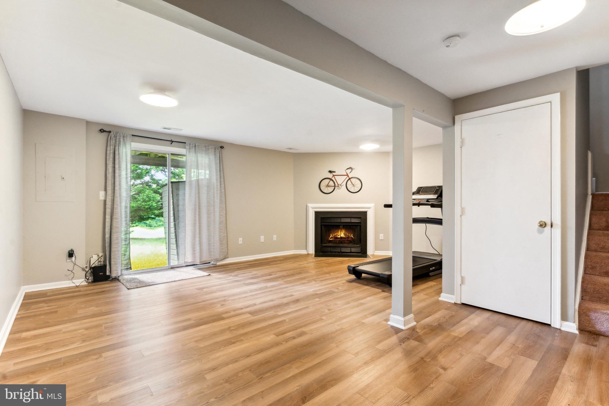 SINGLETONS GROVE - Residential