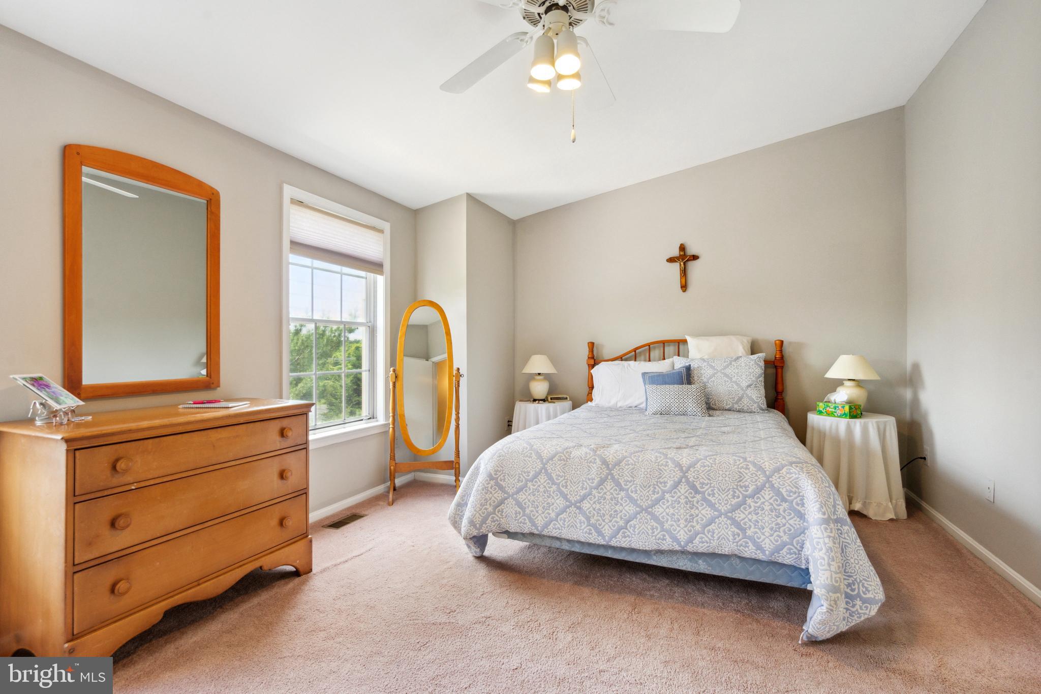 SINGLETONS GROVE - Residential