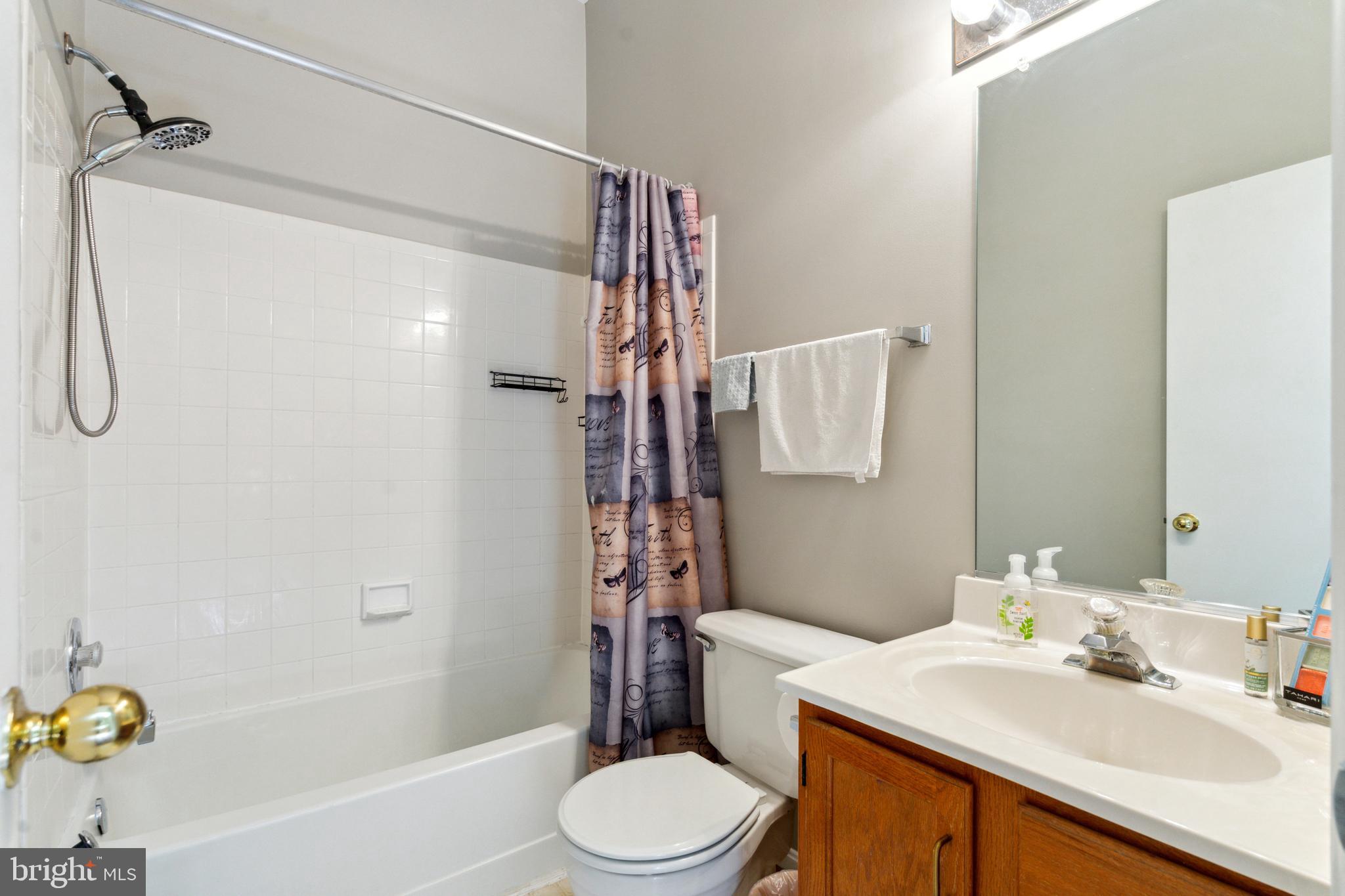 SINGLETONS GROVE - Residential