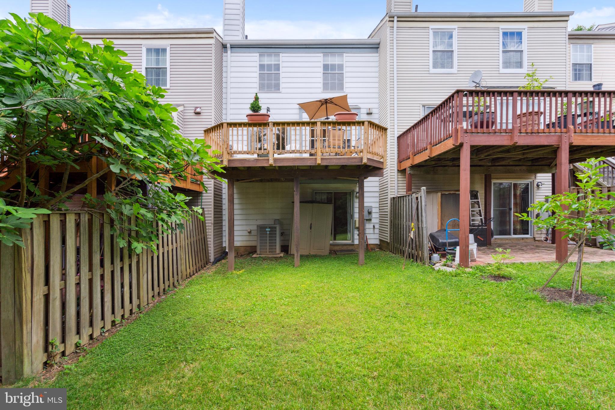 SINGLETONS GROVE - Residential