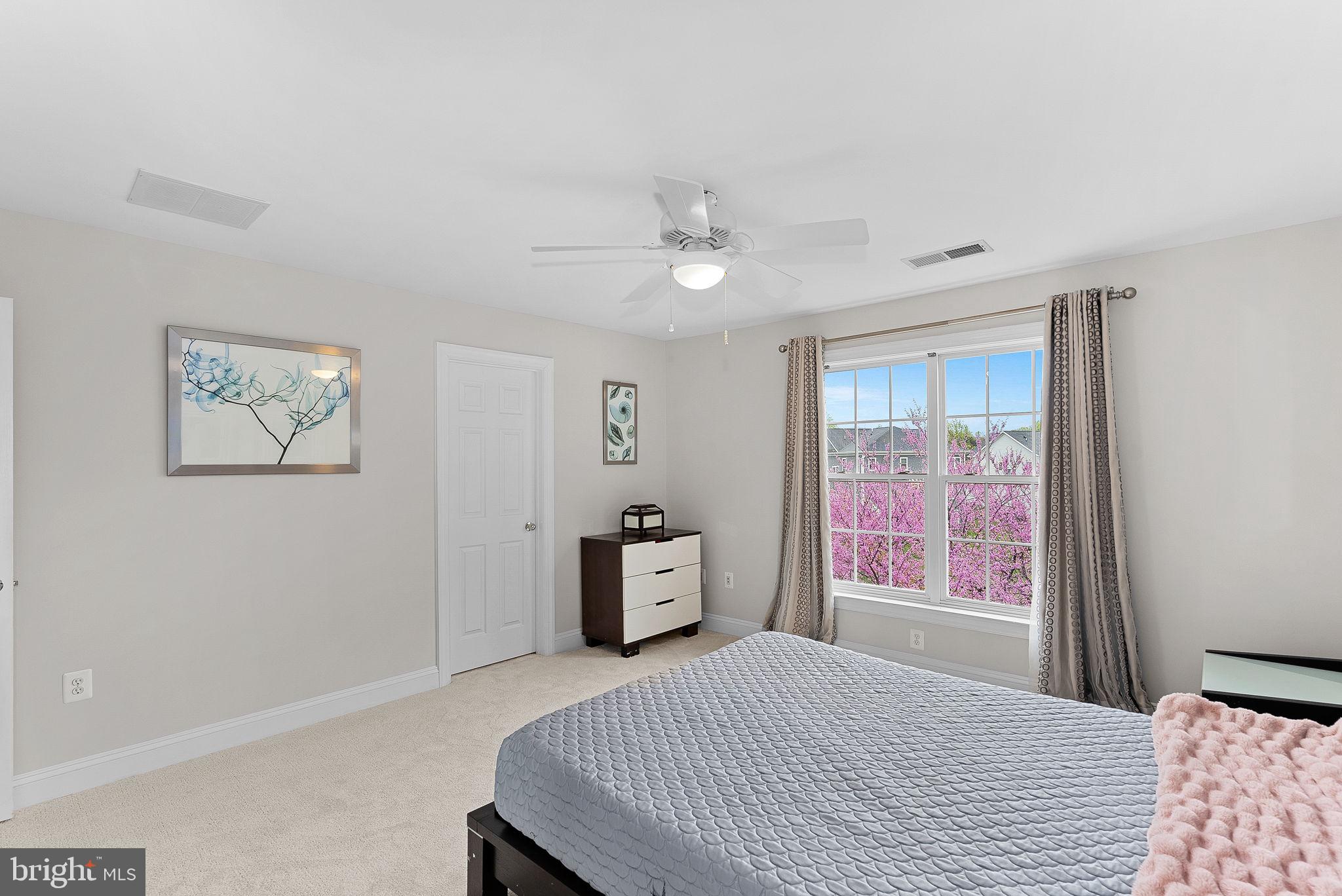 ROBERTSON FARM - Residential