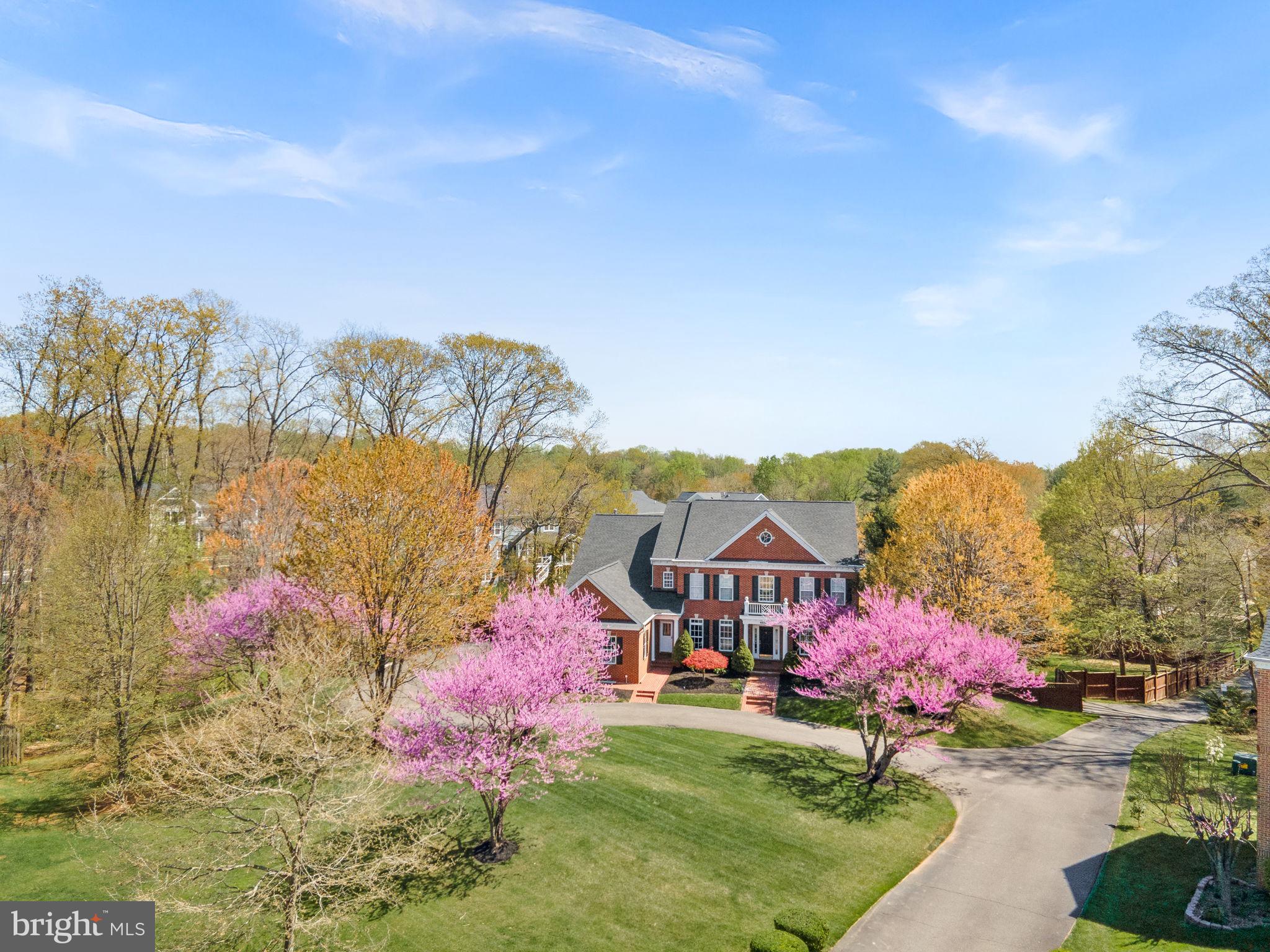 ROBERTSON FARM - Residential