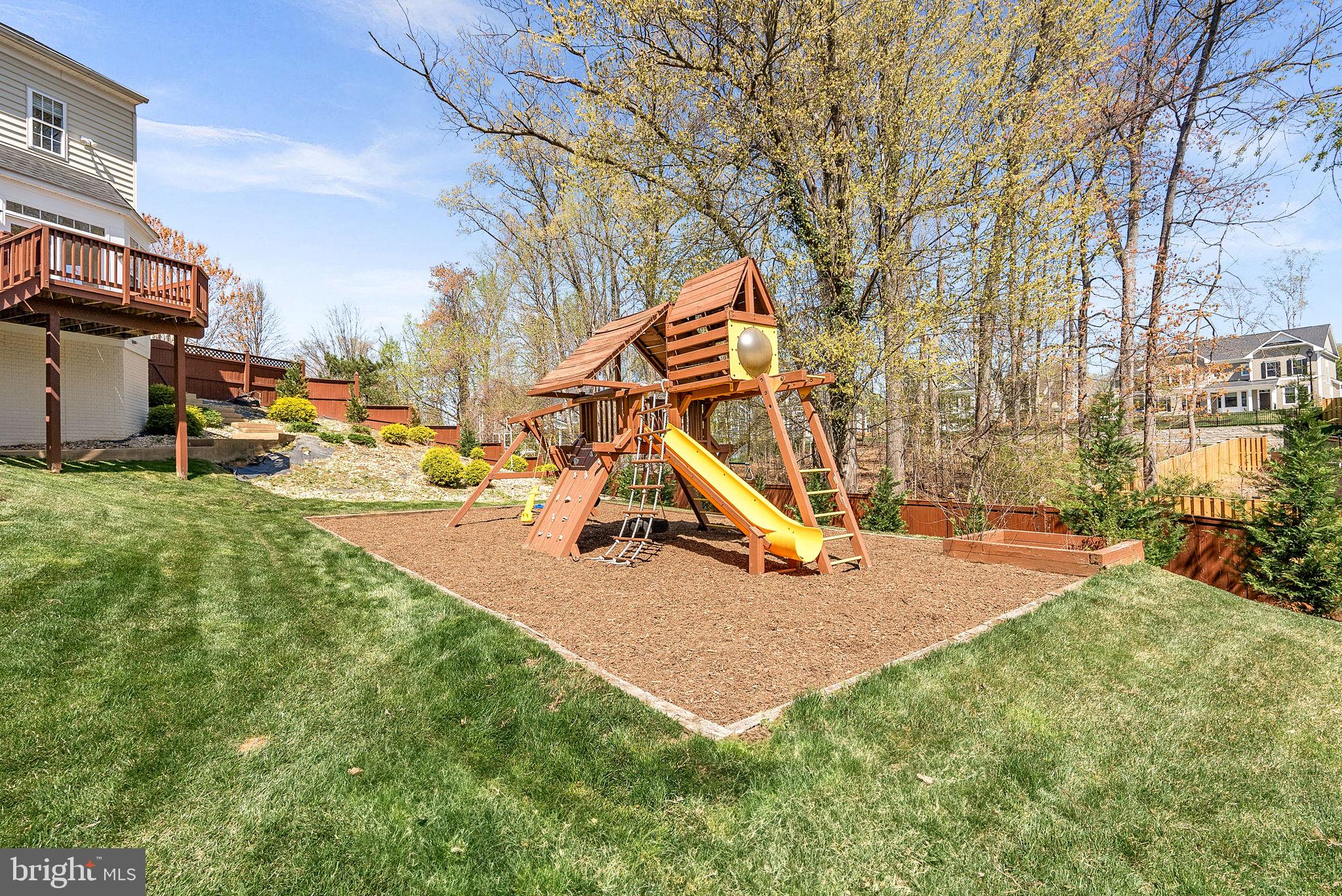 ROBERTSON FARM - Residential