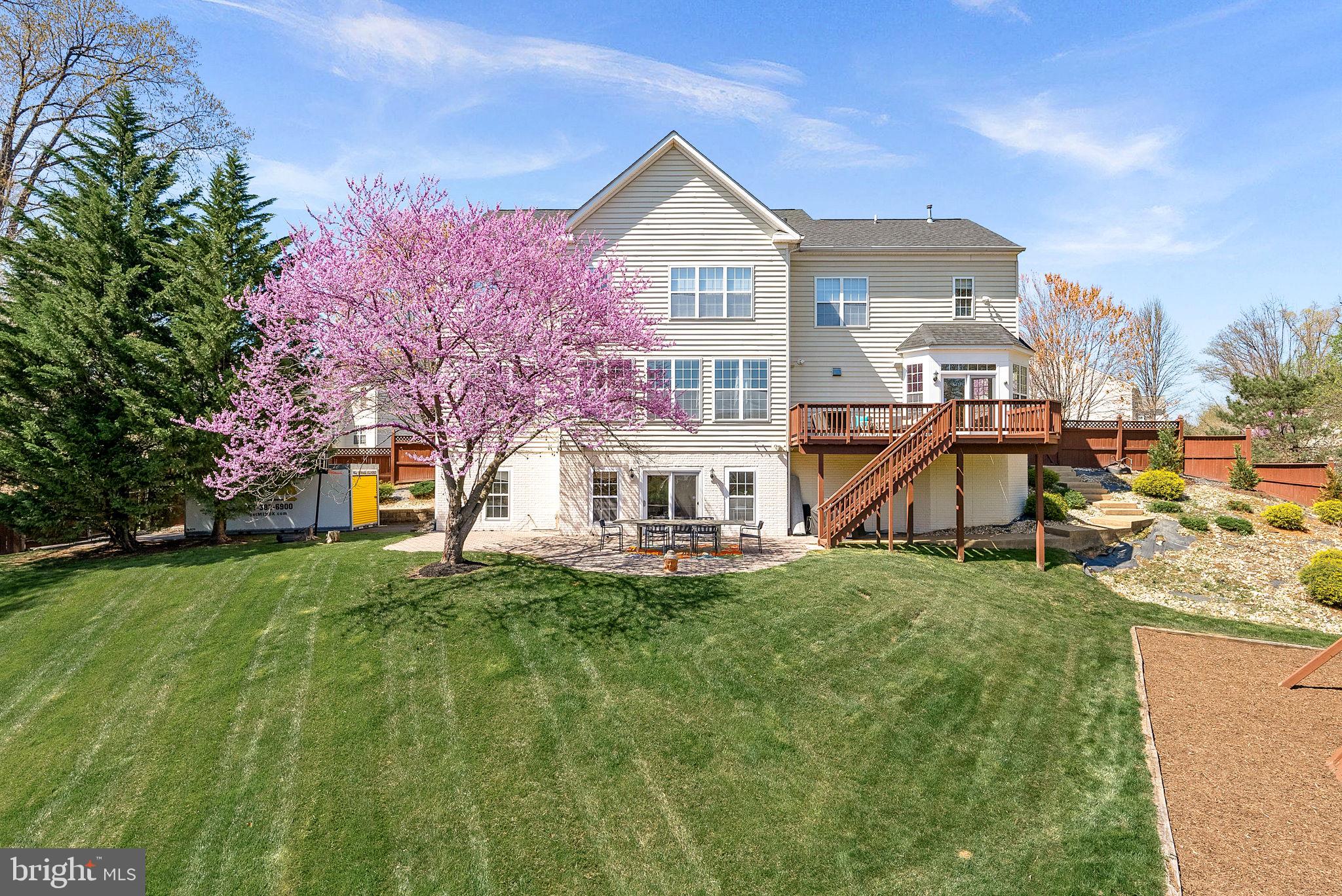 ROBERTSON FARM - Residential