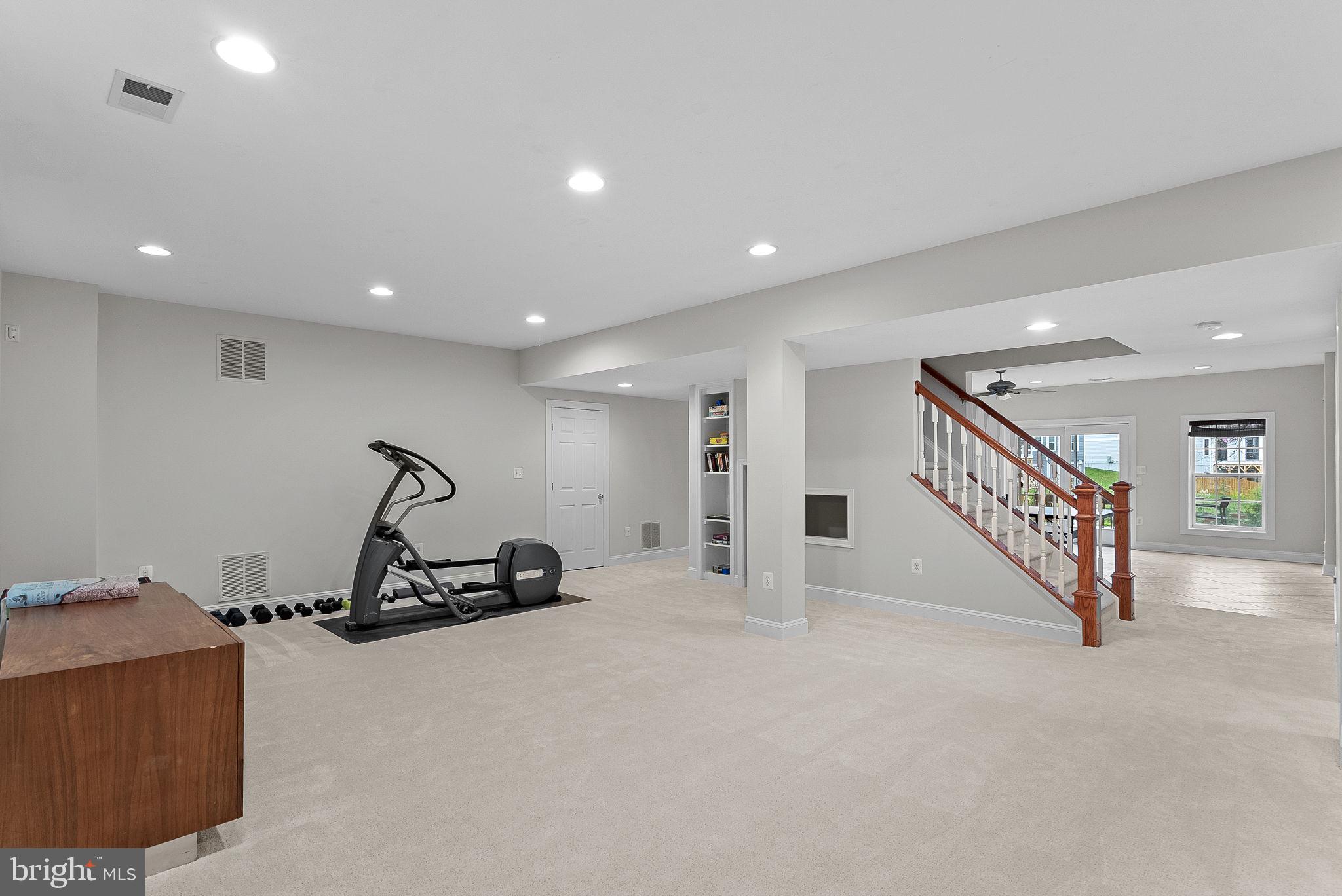 ROBERTSON FARM - Residential