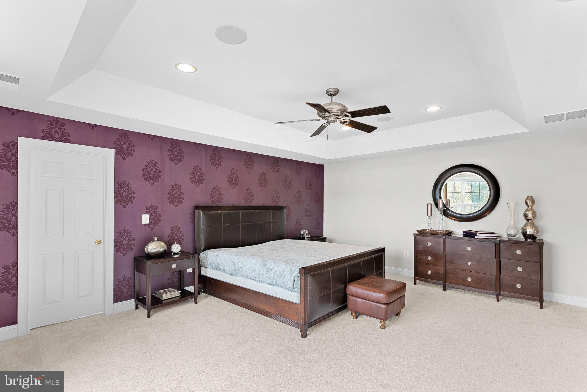 ROBERTSON FARM - Residential