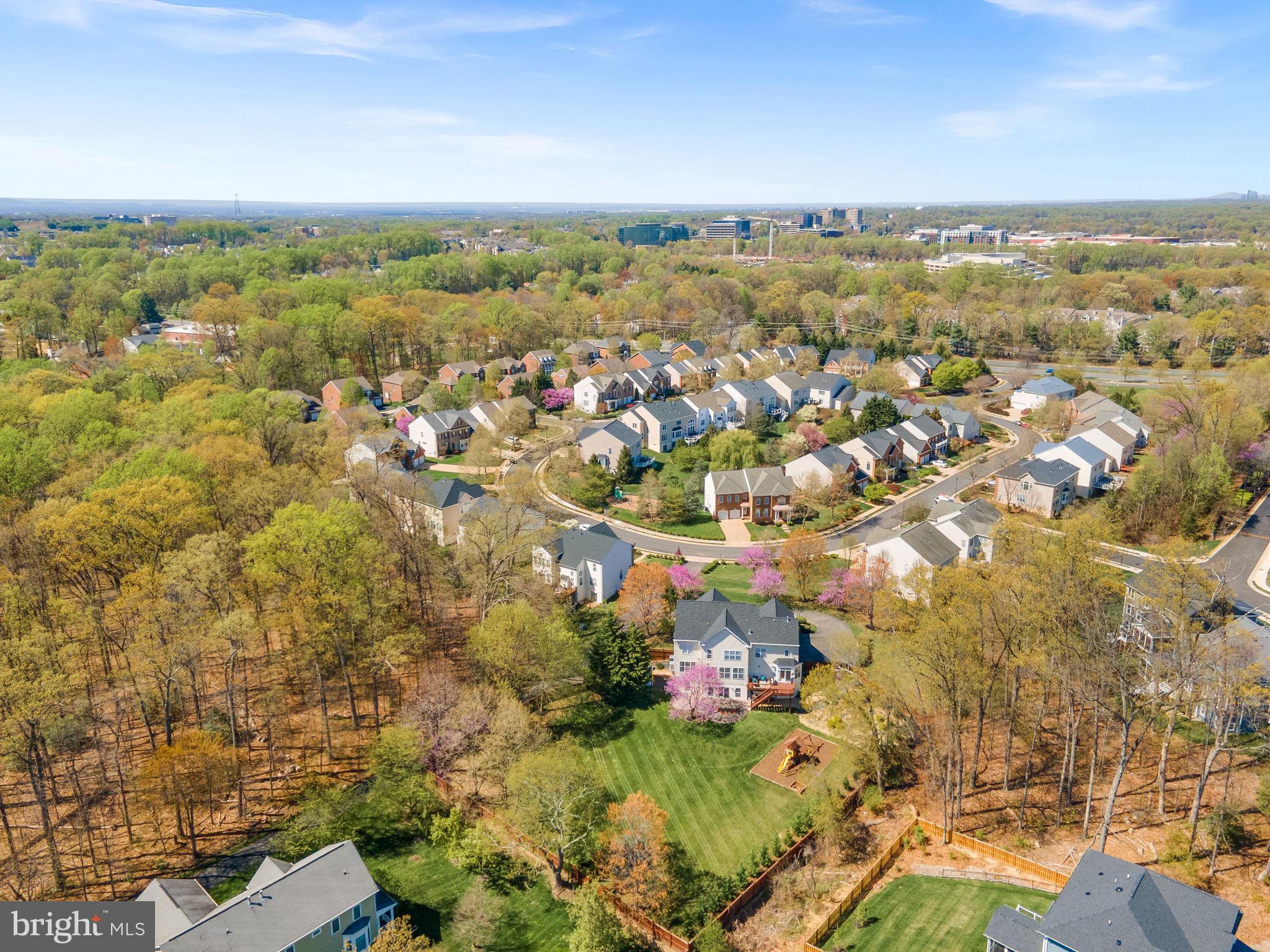 ROBERTSON FARM - Residential