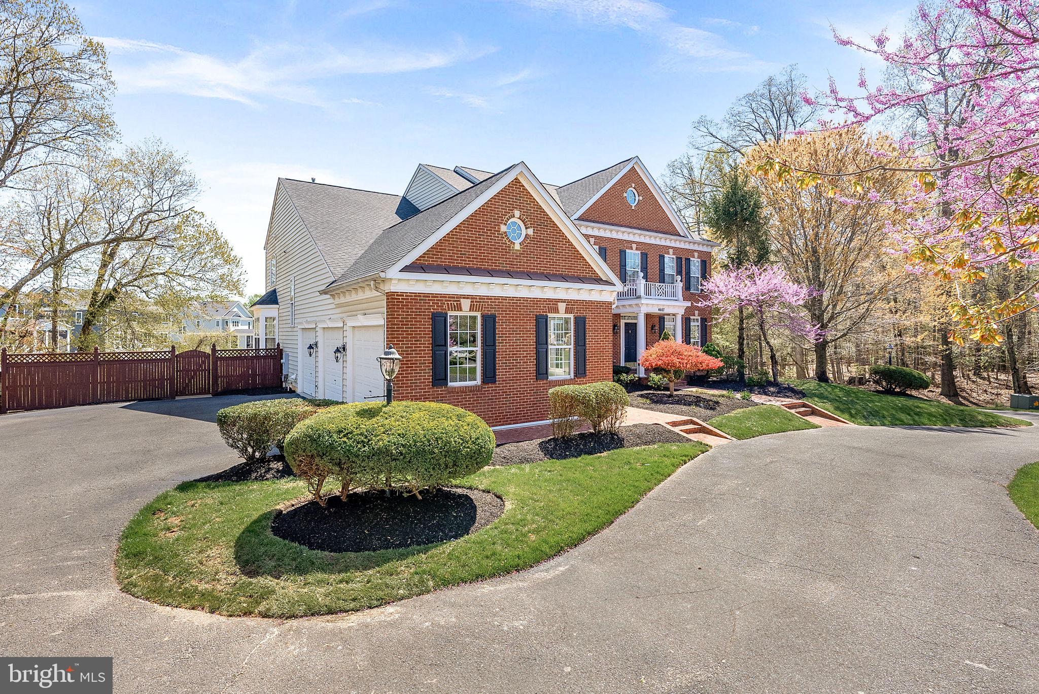 ROBERTSON FARM - Residential