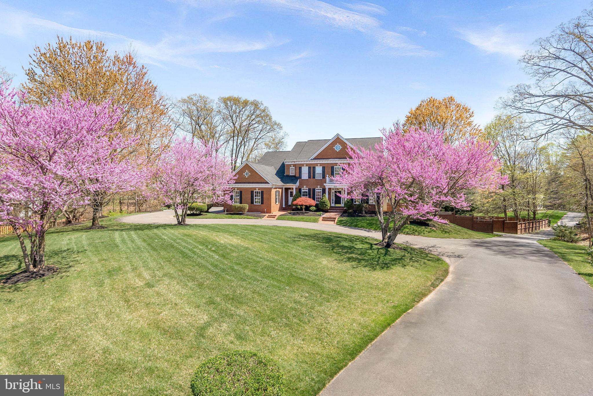 ROBERTSON FARM - Residential