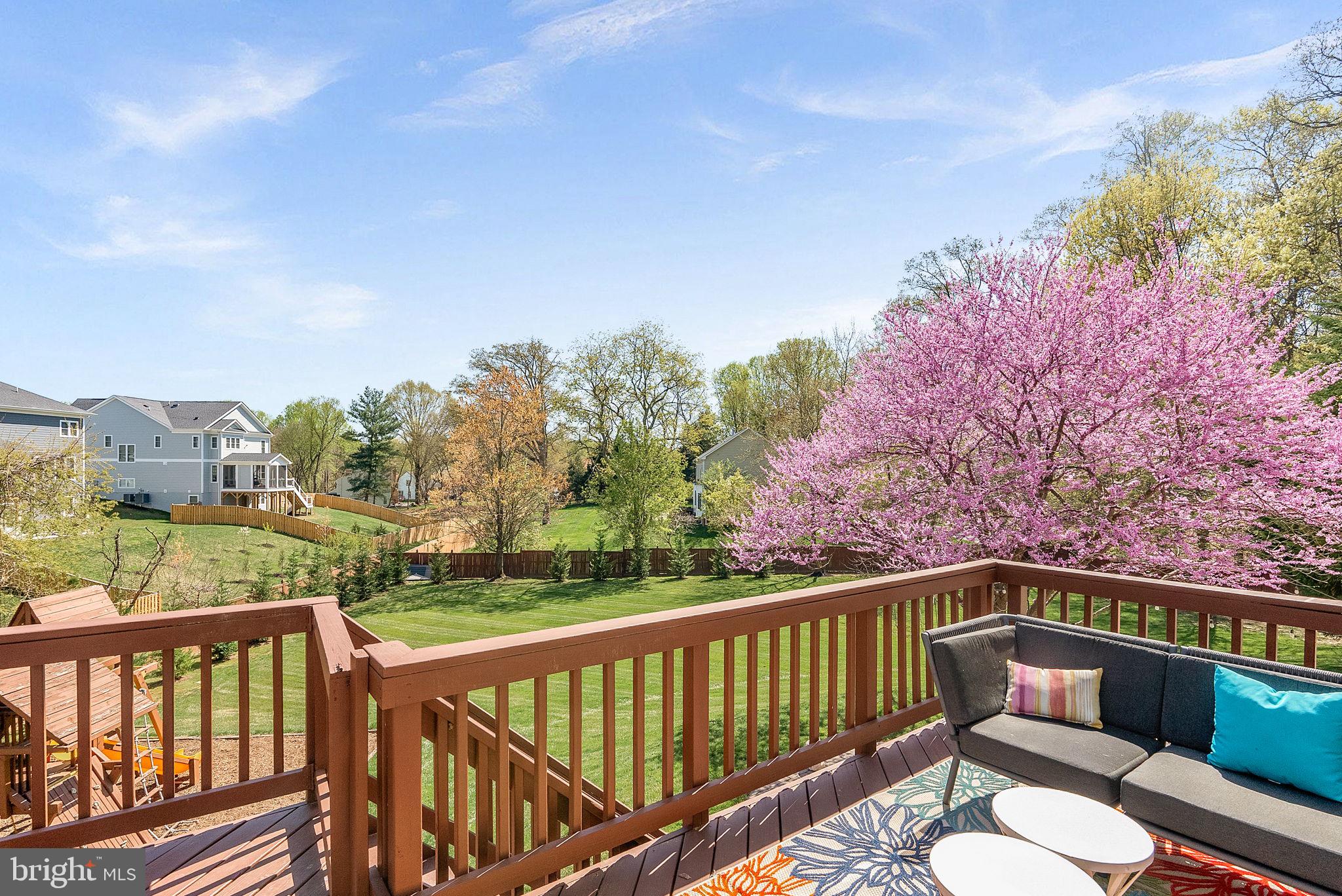 ROBERTSON FARM - Residential