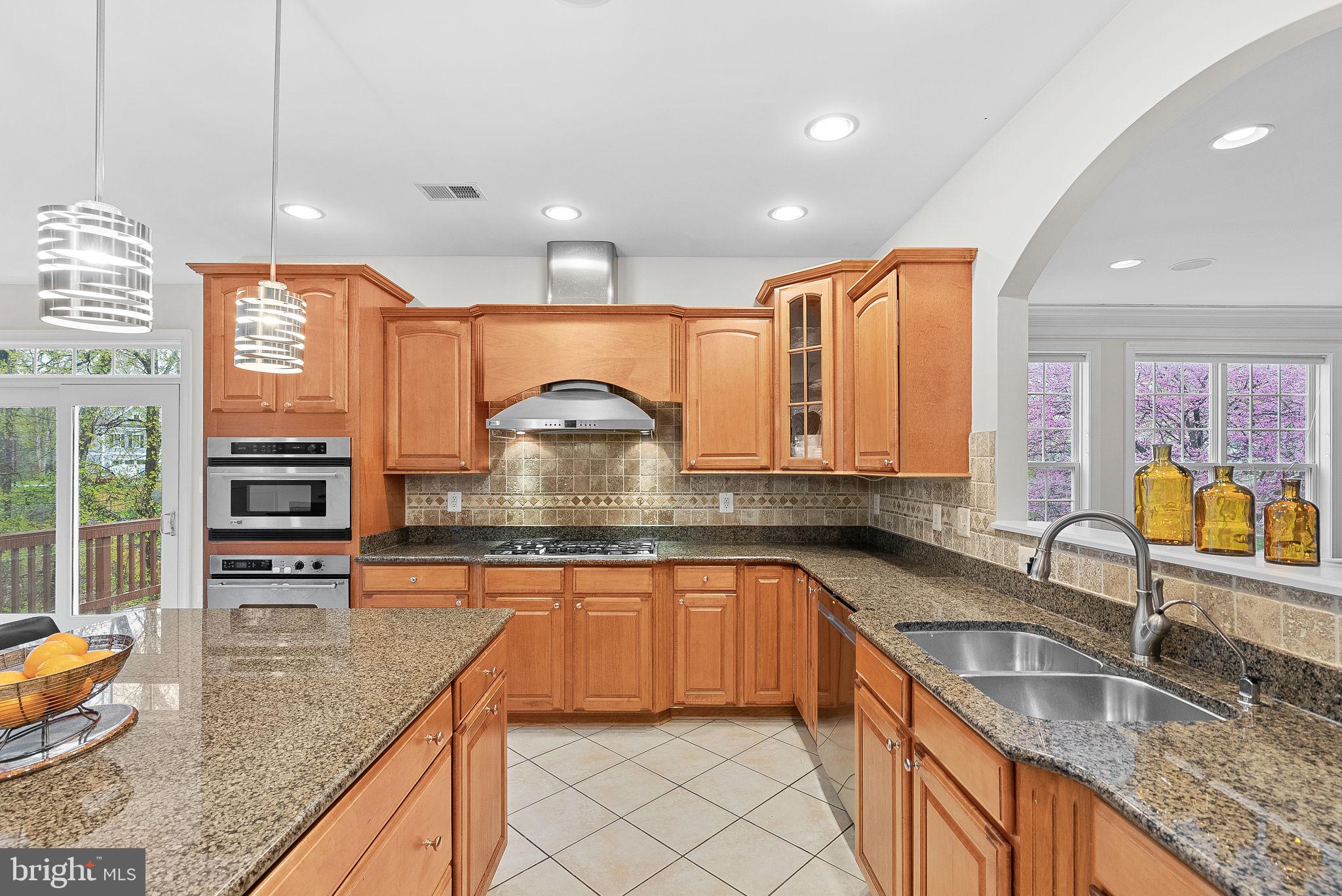 ROBERTSON FARM - Residential