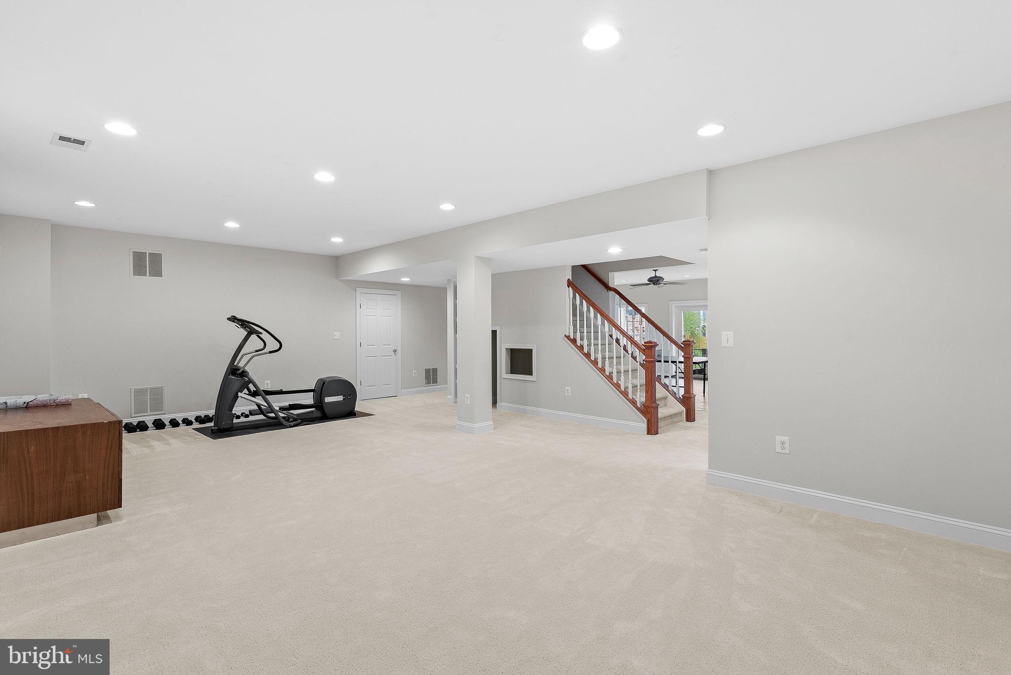 ROBERTSON FARM - Residential