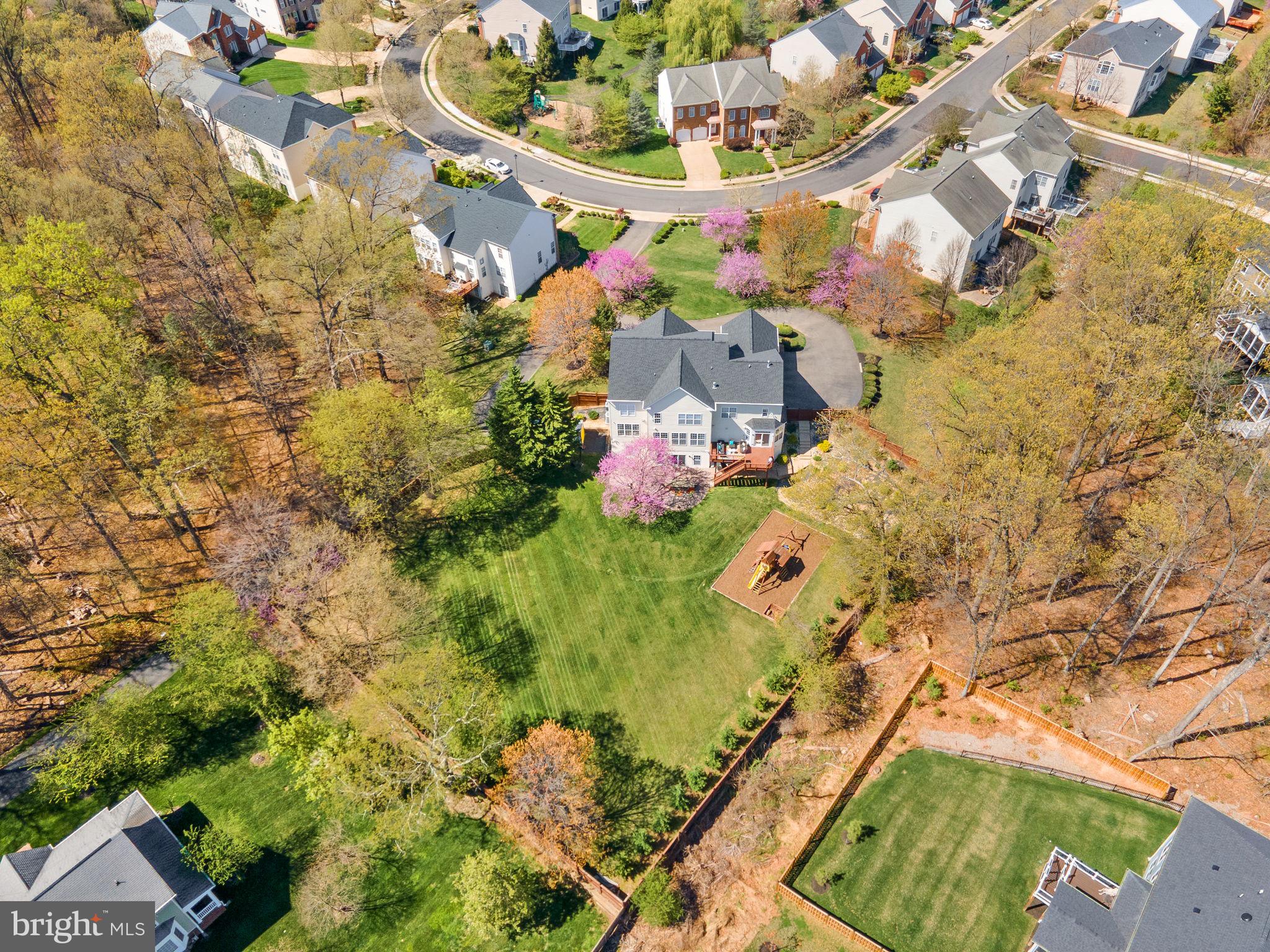ROBERTSON FARM - Residential