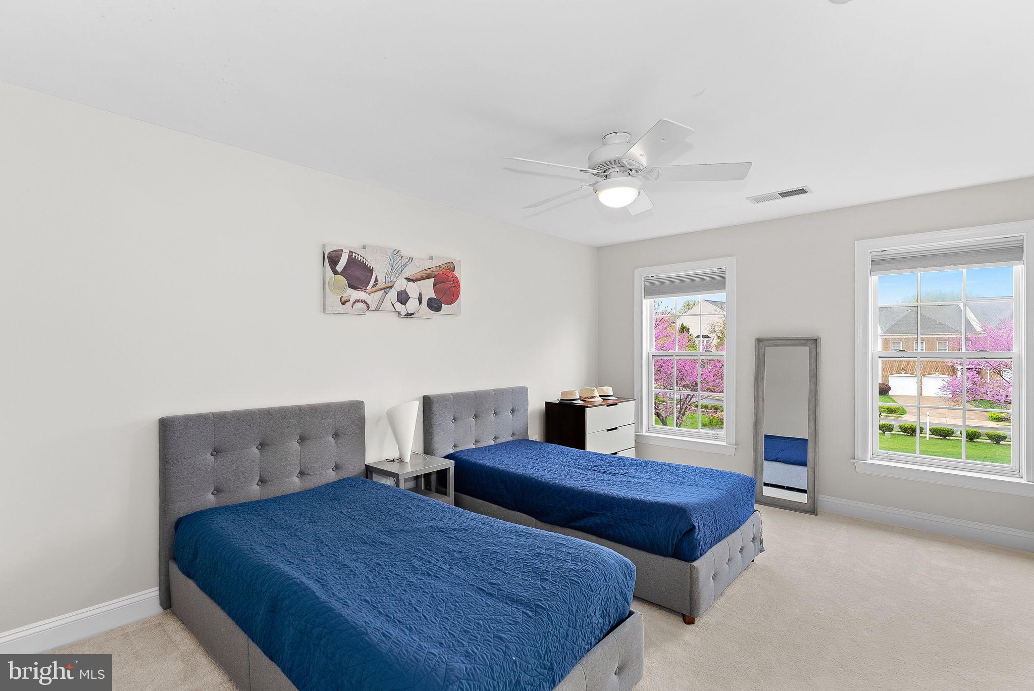 ROBERTSON FARM - Residential