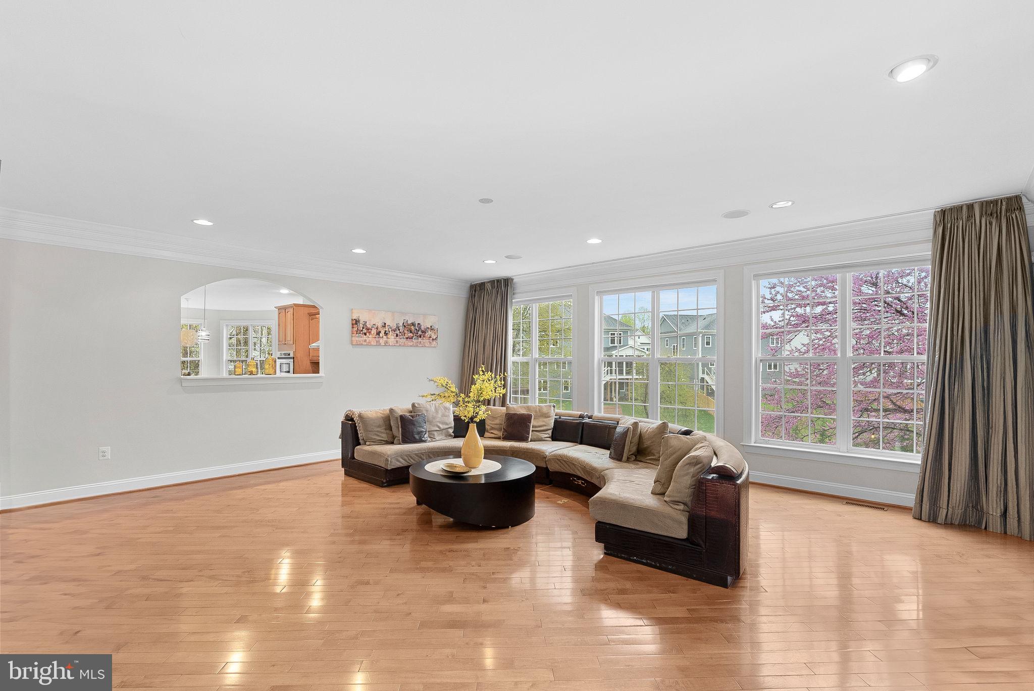 ROBERTSON FARM - Residential