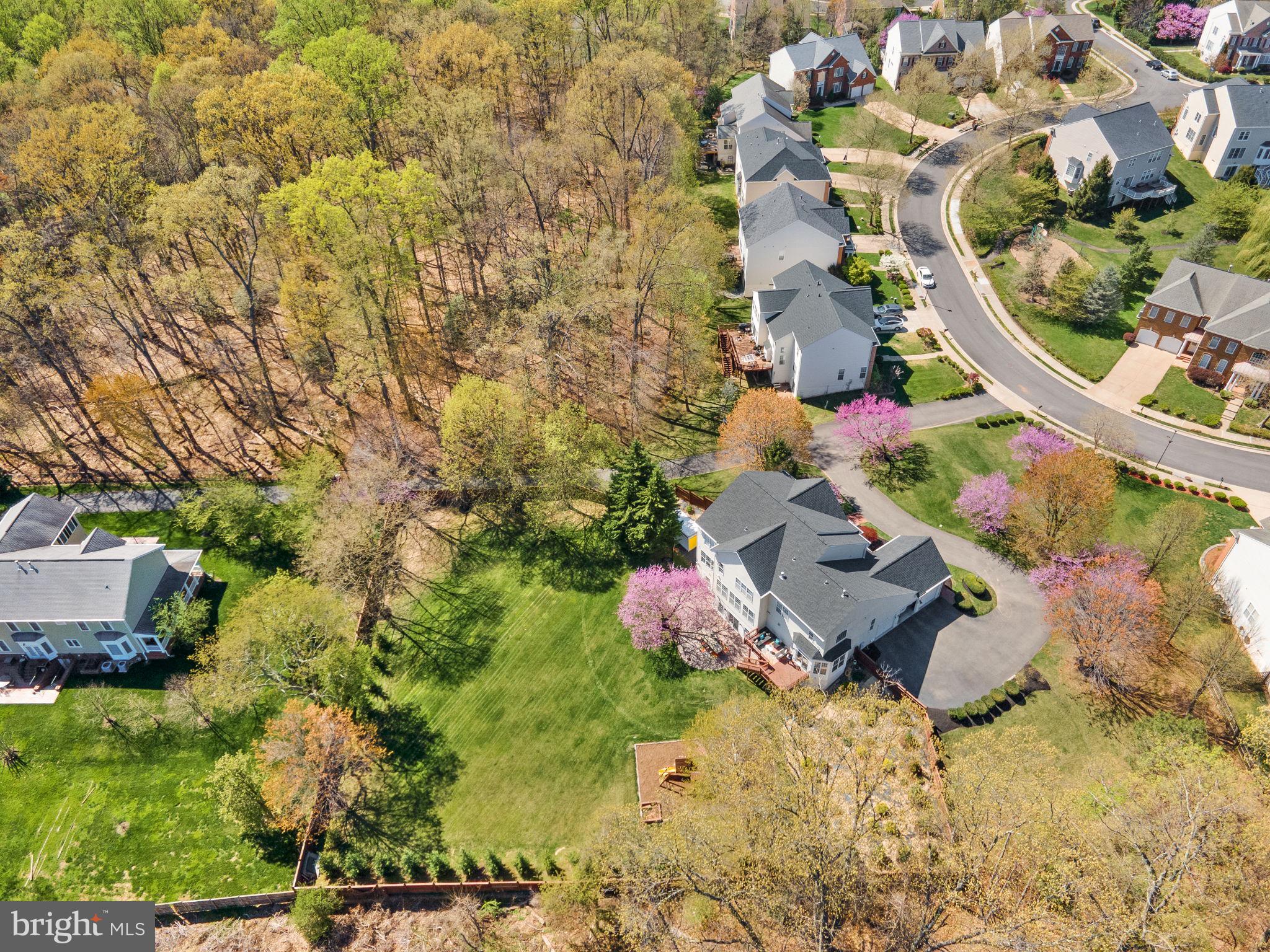 ROBERTSON FARM - Residential