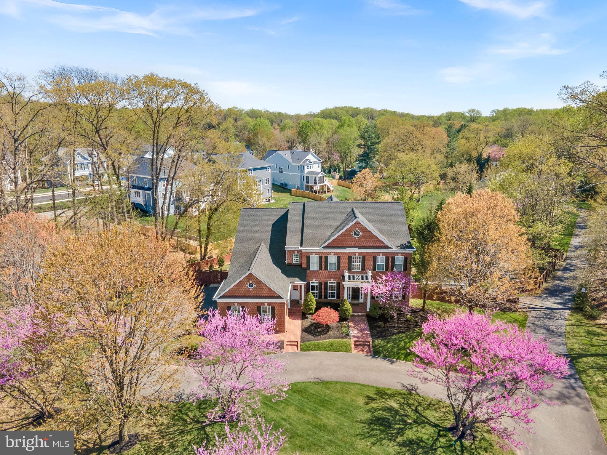 ROBERTSON FARM - Residential