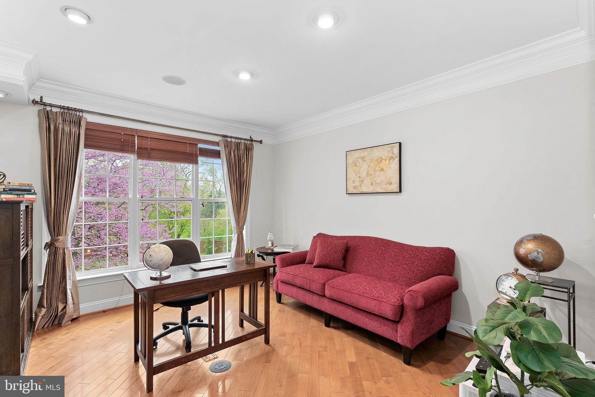 ROBERTSON FARM - Residential