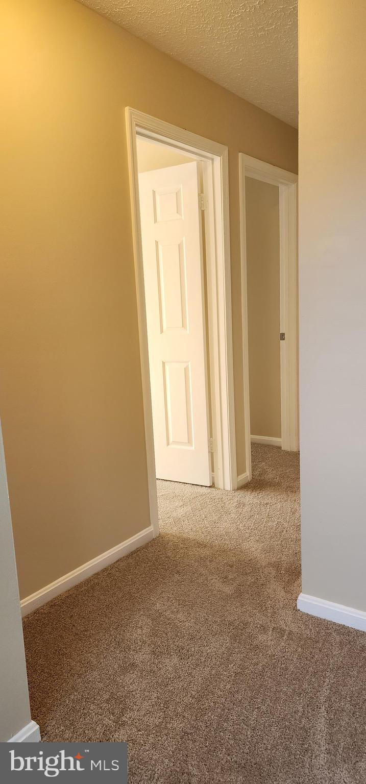 ST CHARLES SUB - HAMPSHIRE - Residential Lease