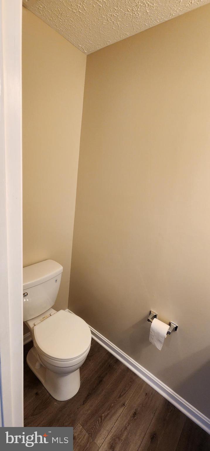 ST CHARLES SUB - HAMPSHIRE - Residential Lease