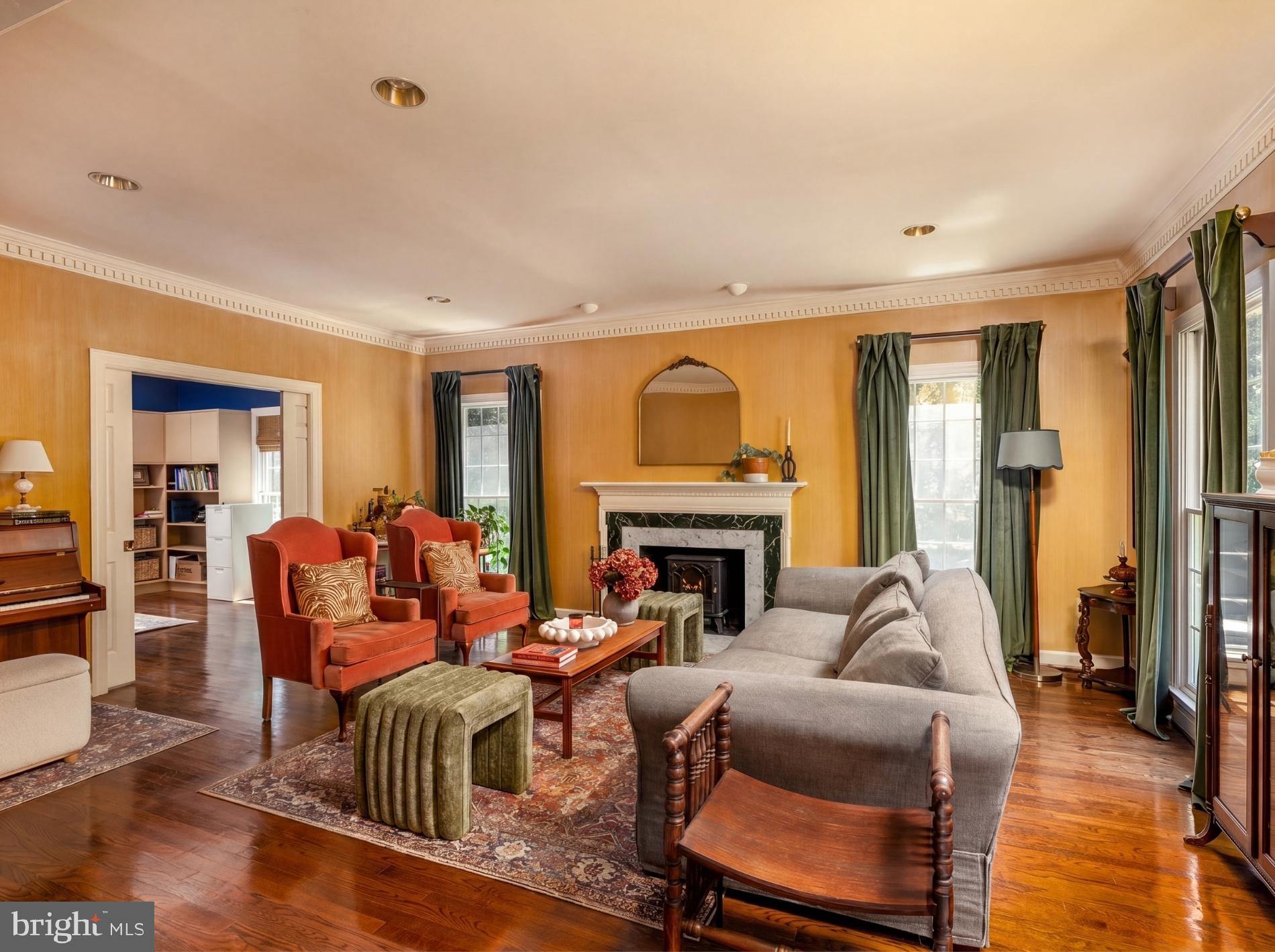 POTOMAC FALLS - Residential