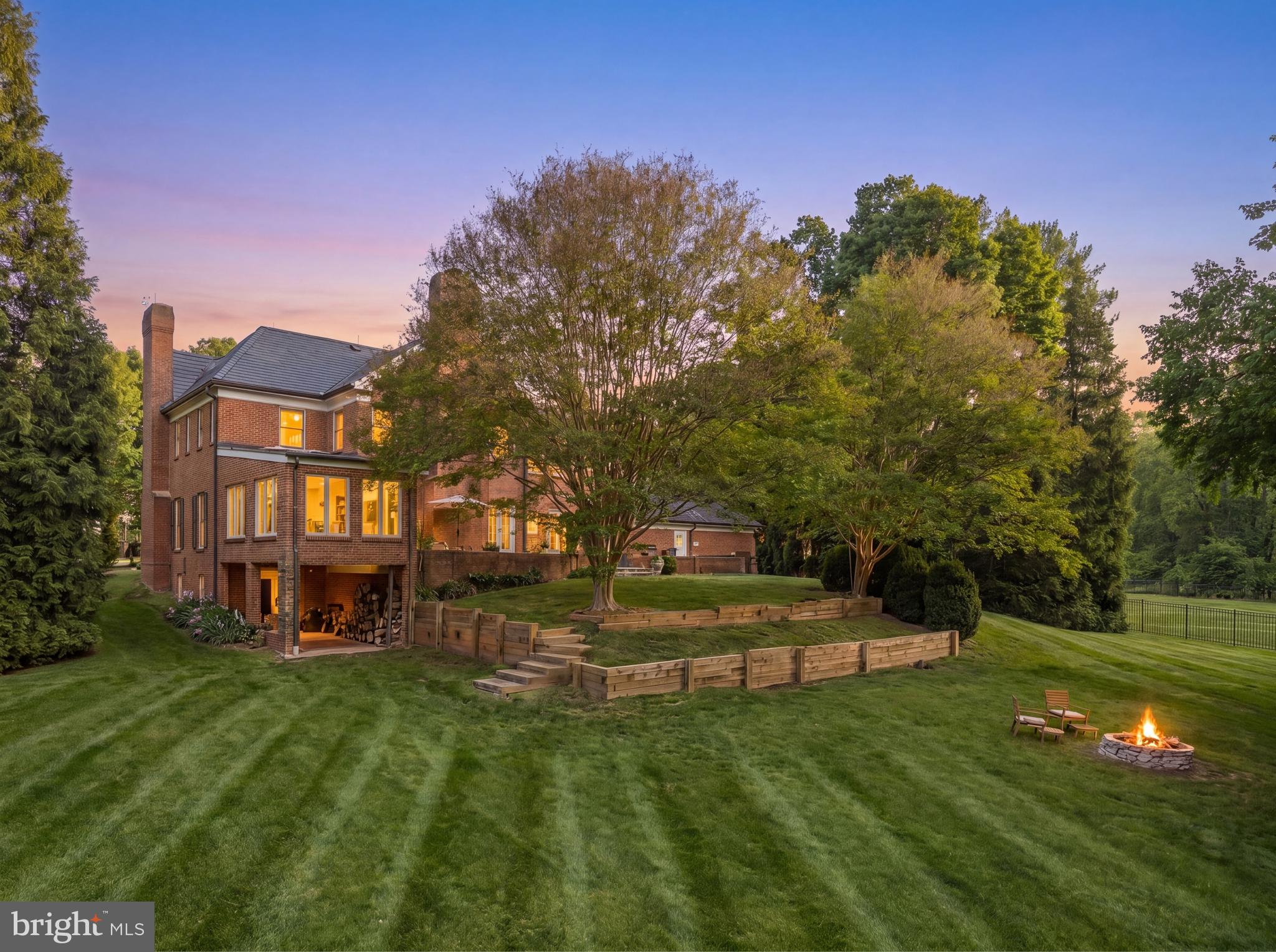 POTOMAC FALLS - Residential