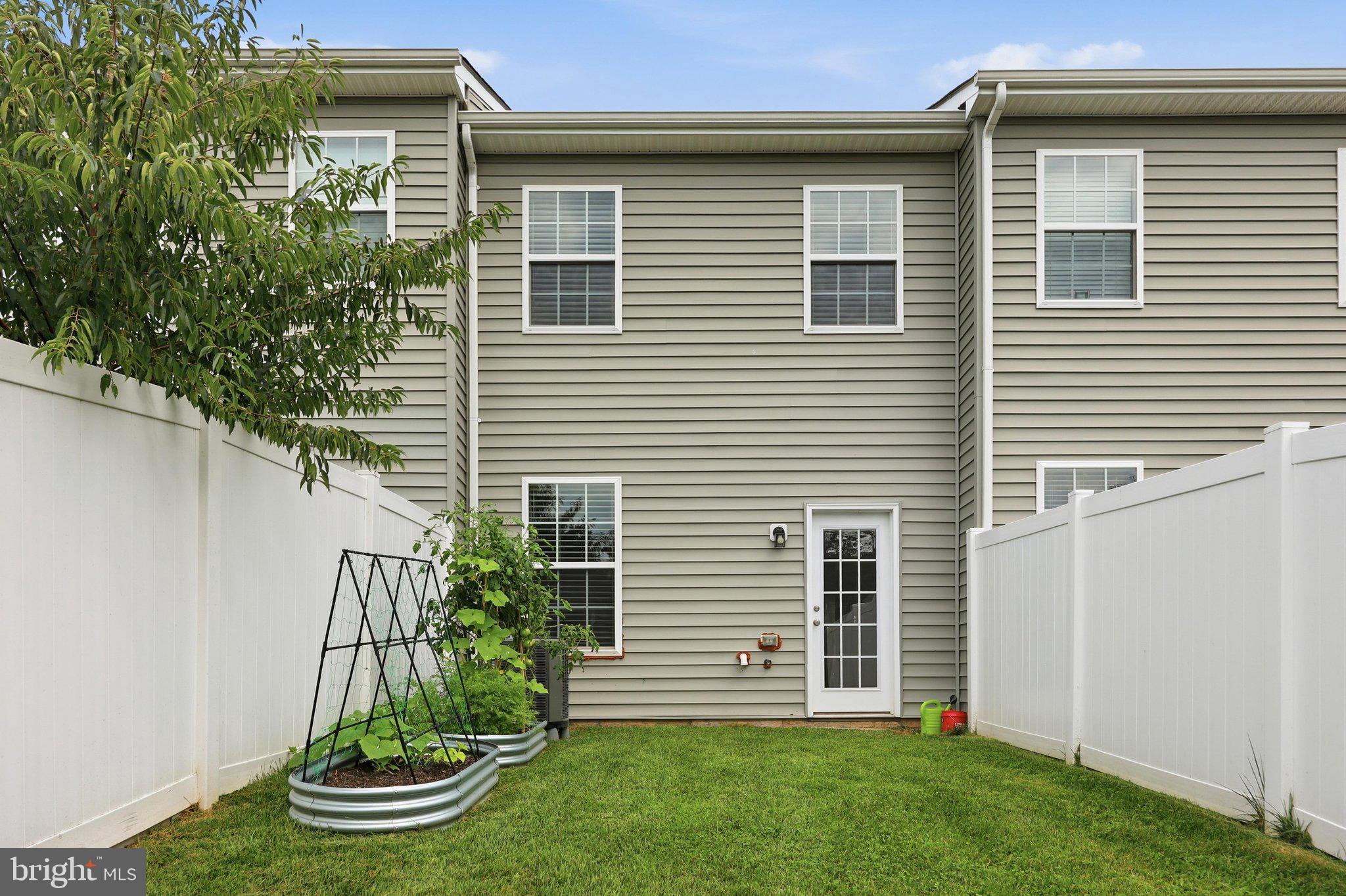 408 PEMBERTON PARK LANE