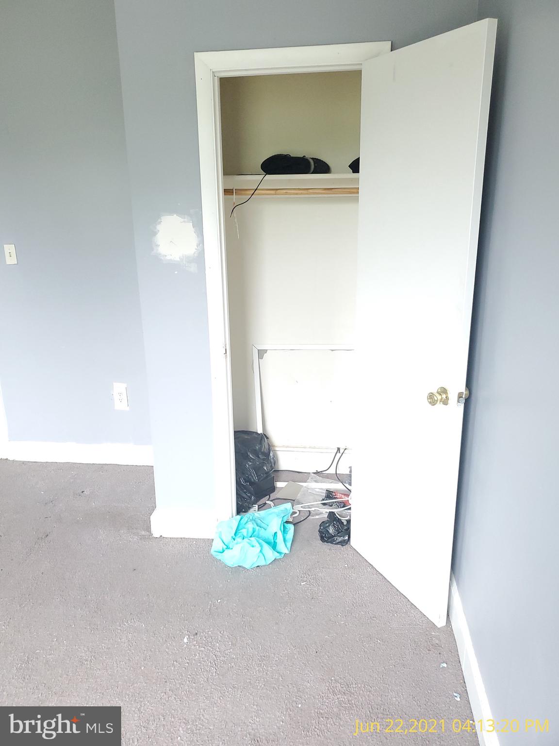 COLD SPRING NEWTOWN - Residential