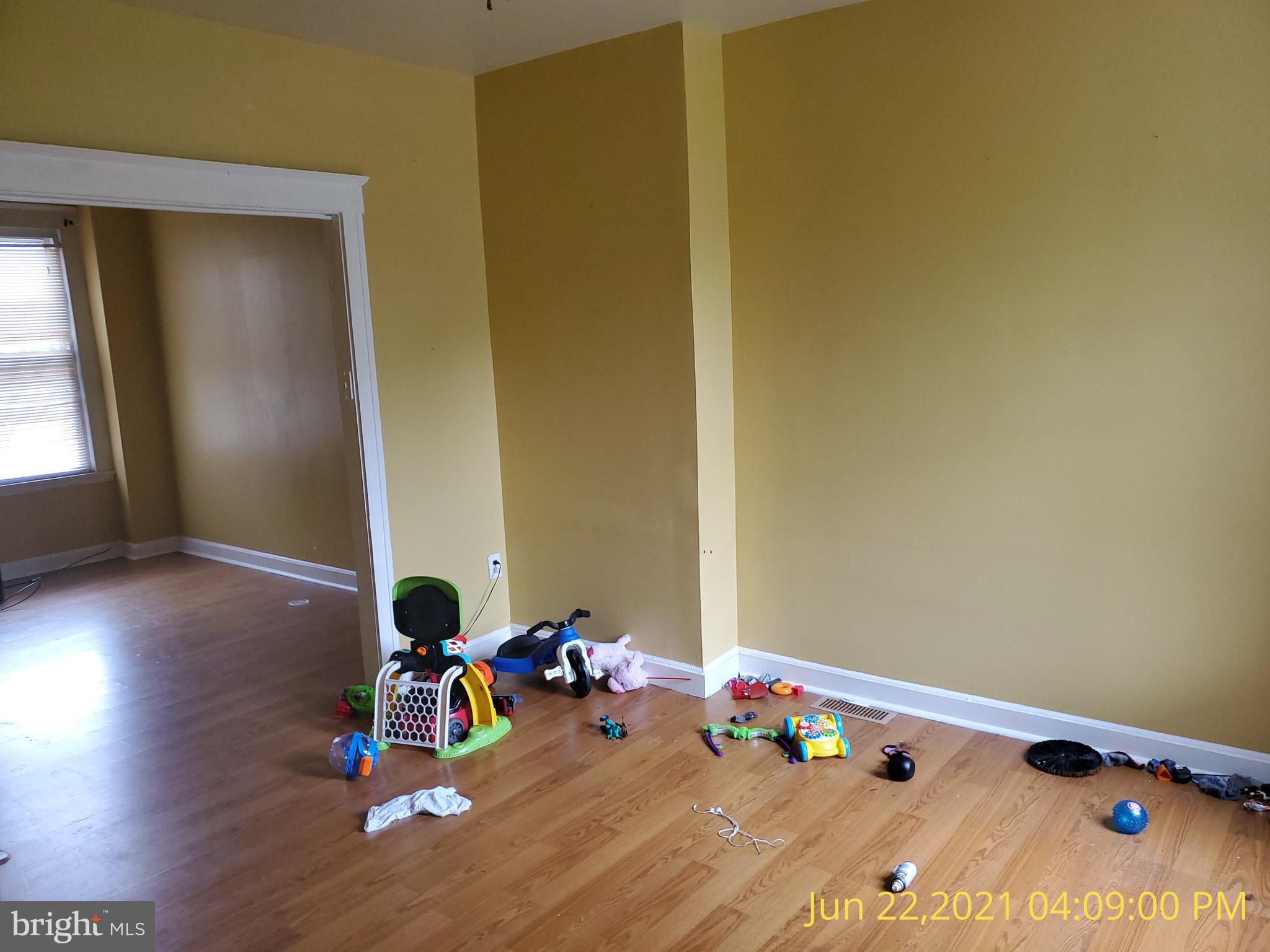 COLD SPRING NEWTOWN - Residential