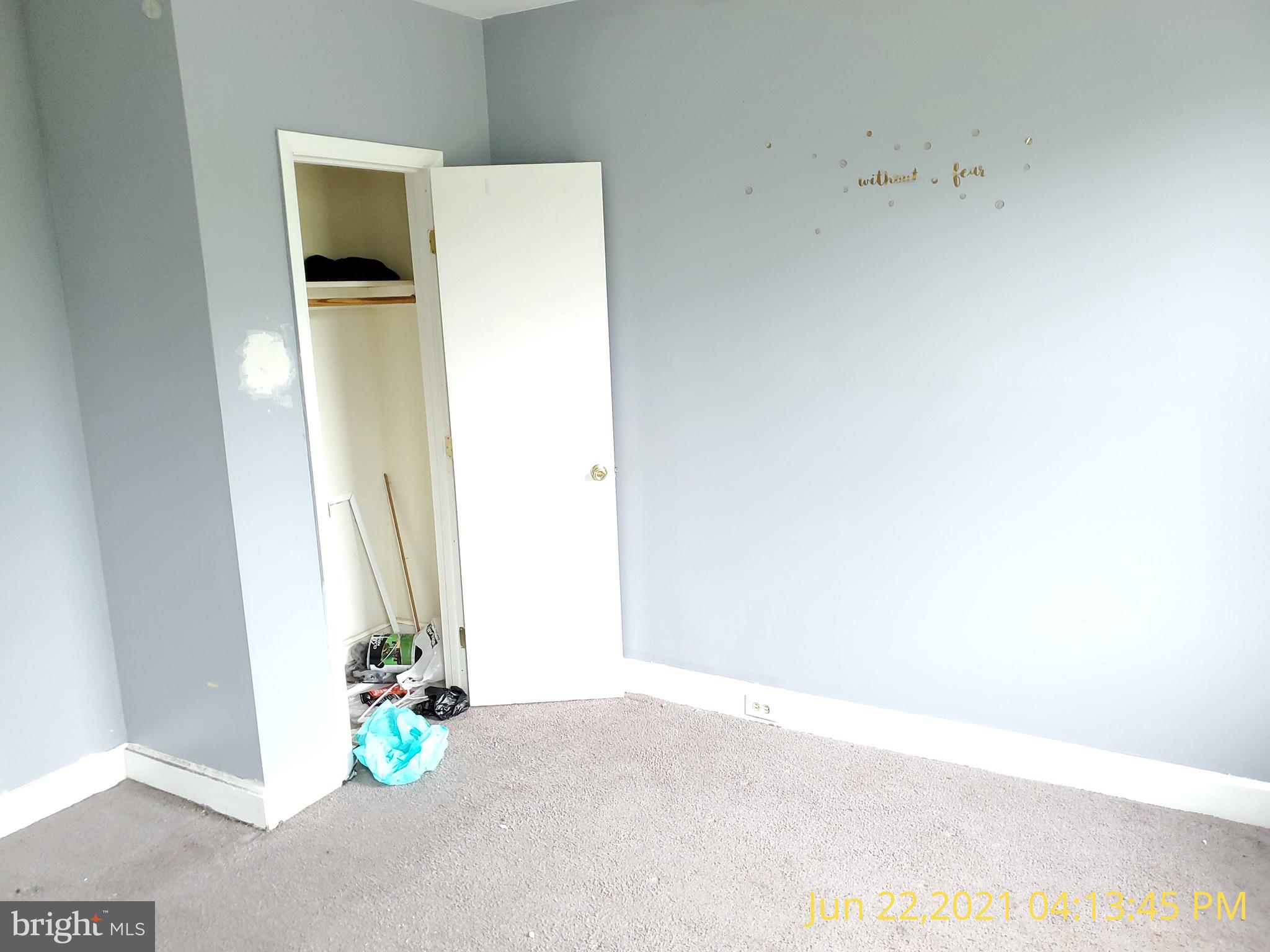 COLD SPRING NEWTOWN - Residential