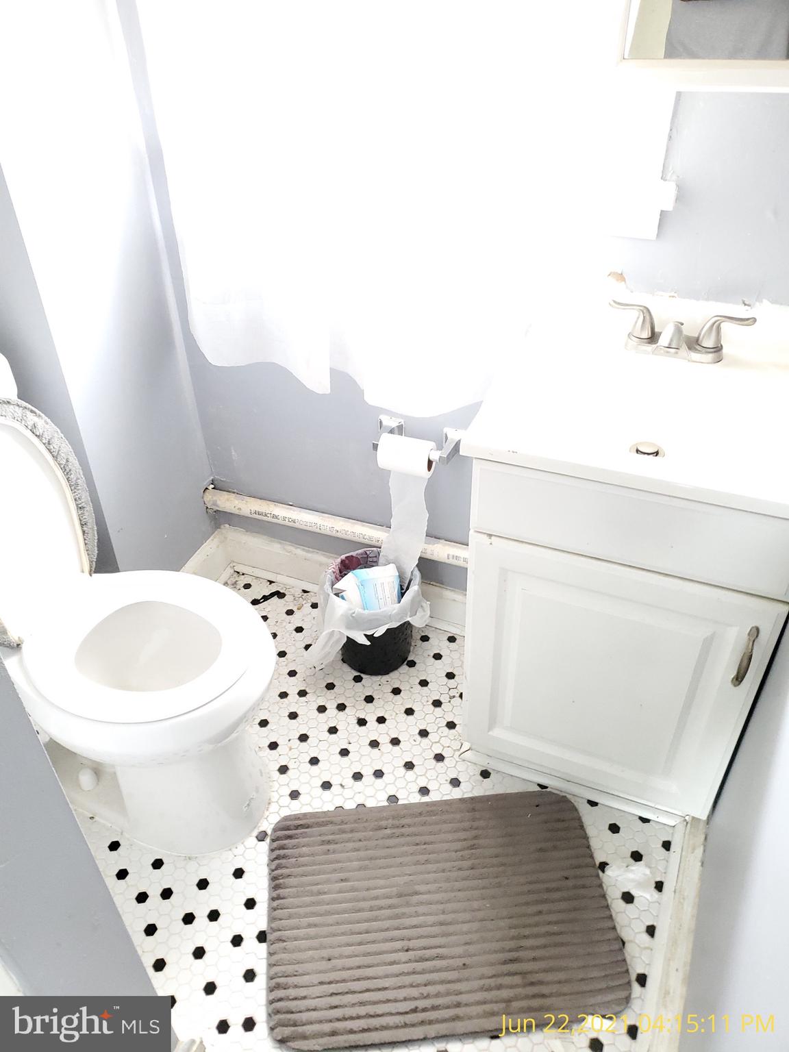 COLD SPRING NEWTOWN - Residential