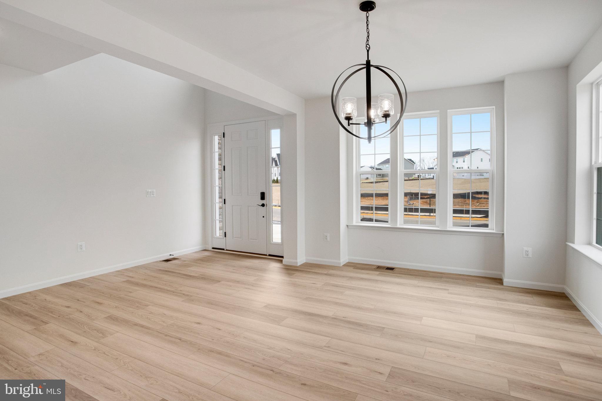 WHITE OAK - Residential