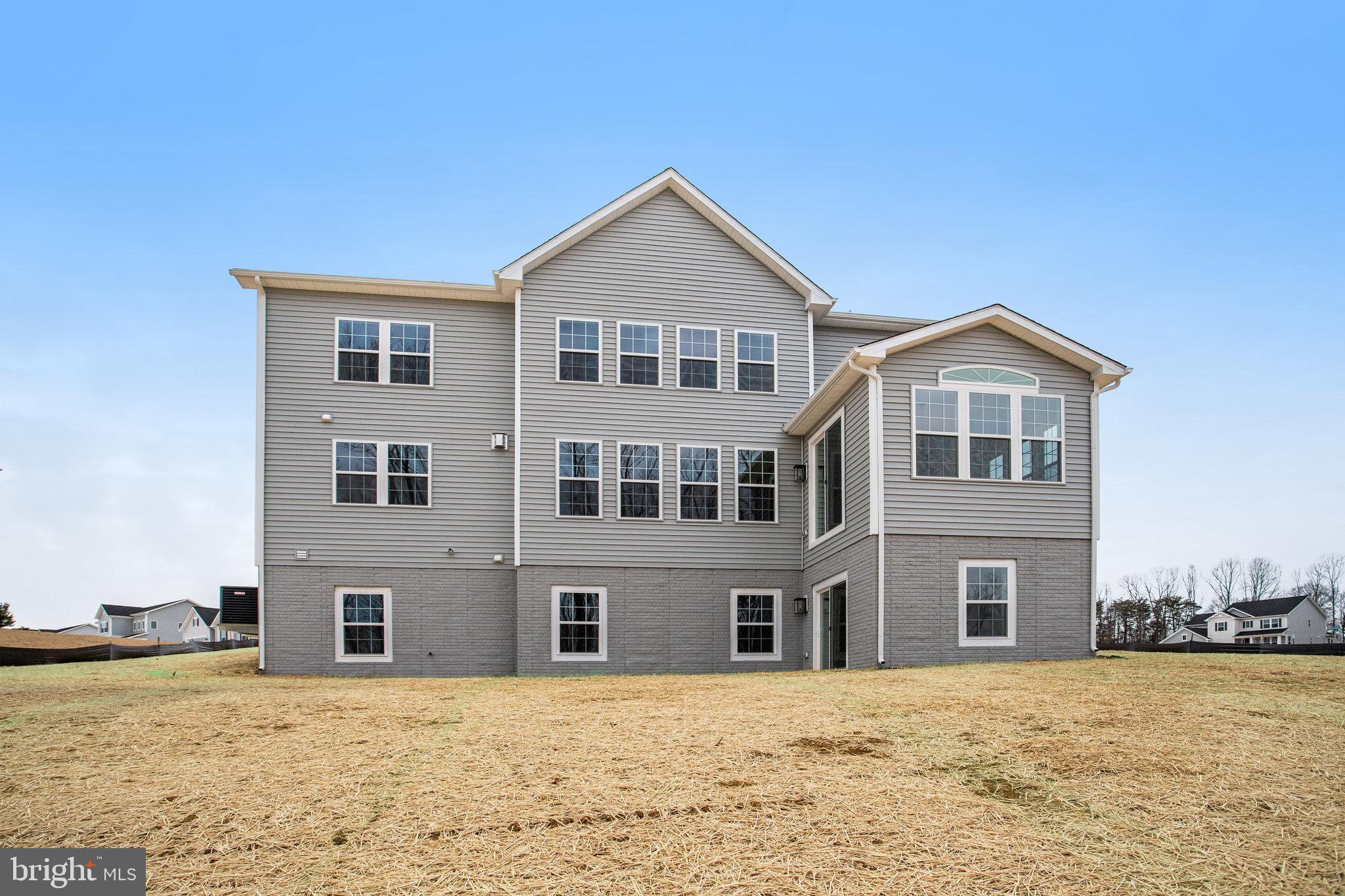 WHITE OAK - Residential