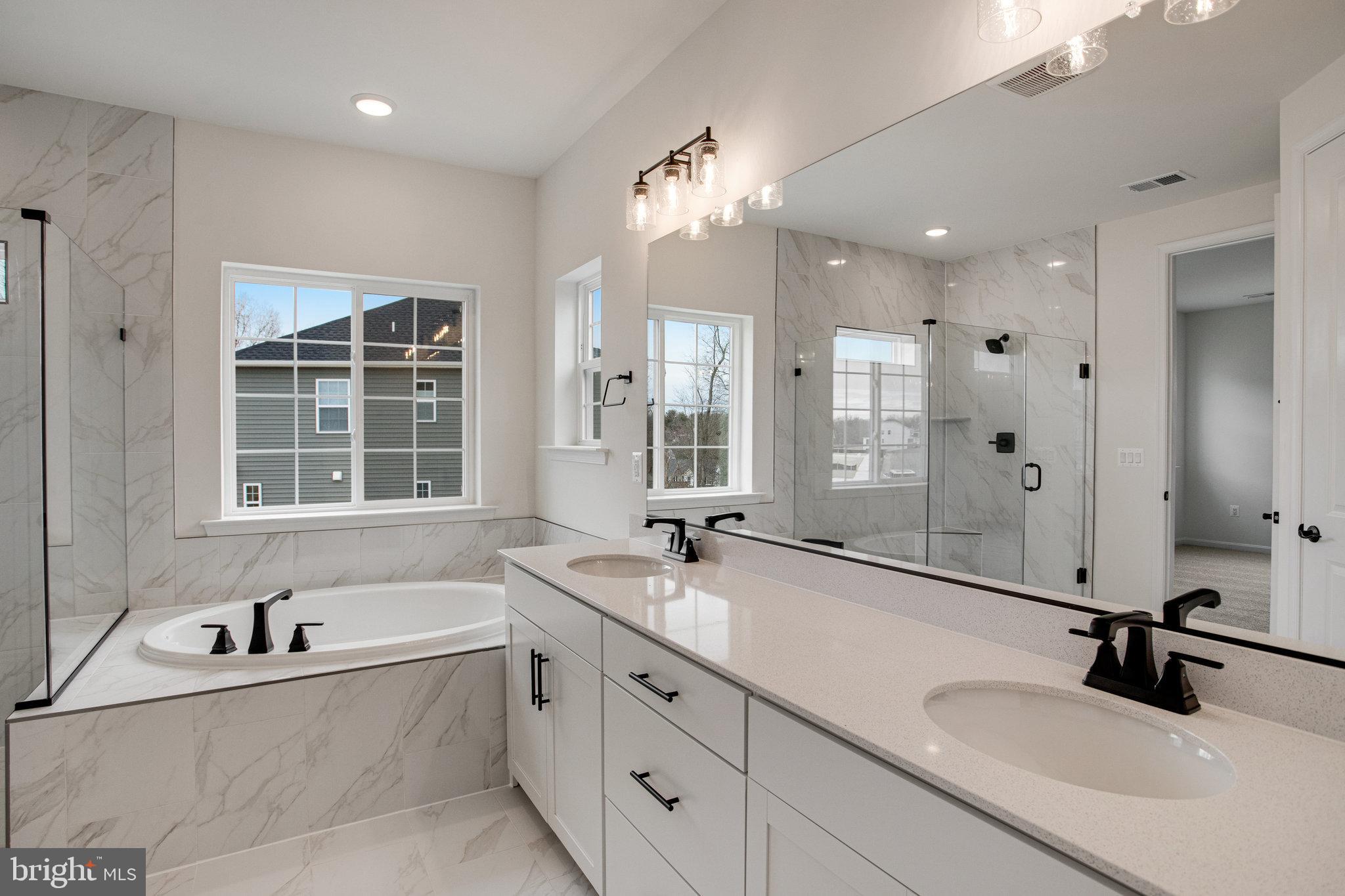 WHITE OAK - Residential