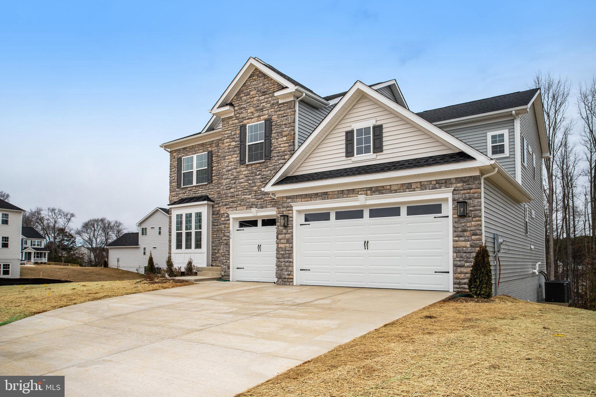 WHITE OAK - Residential