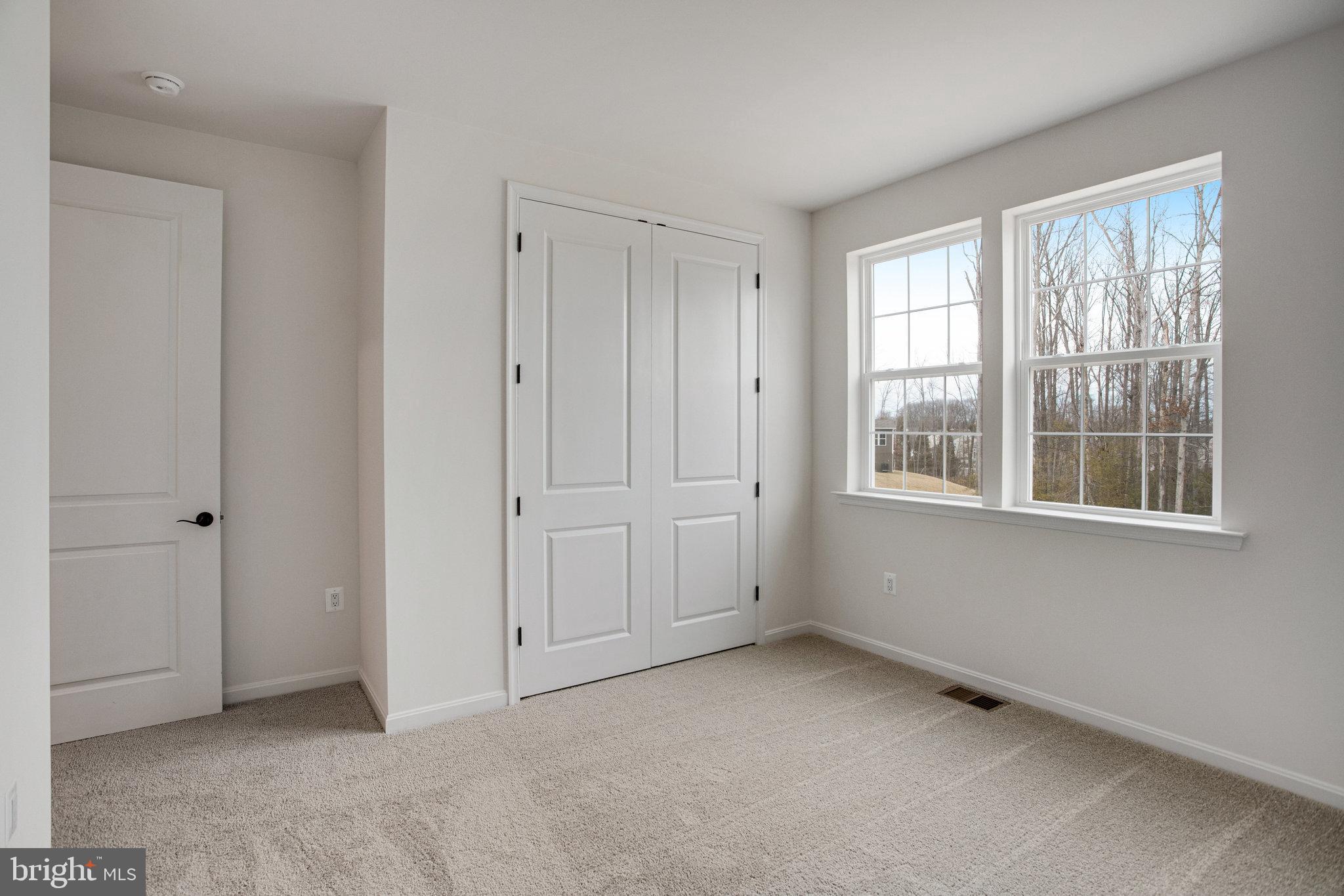 WHITE OAK - Residential