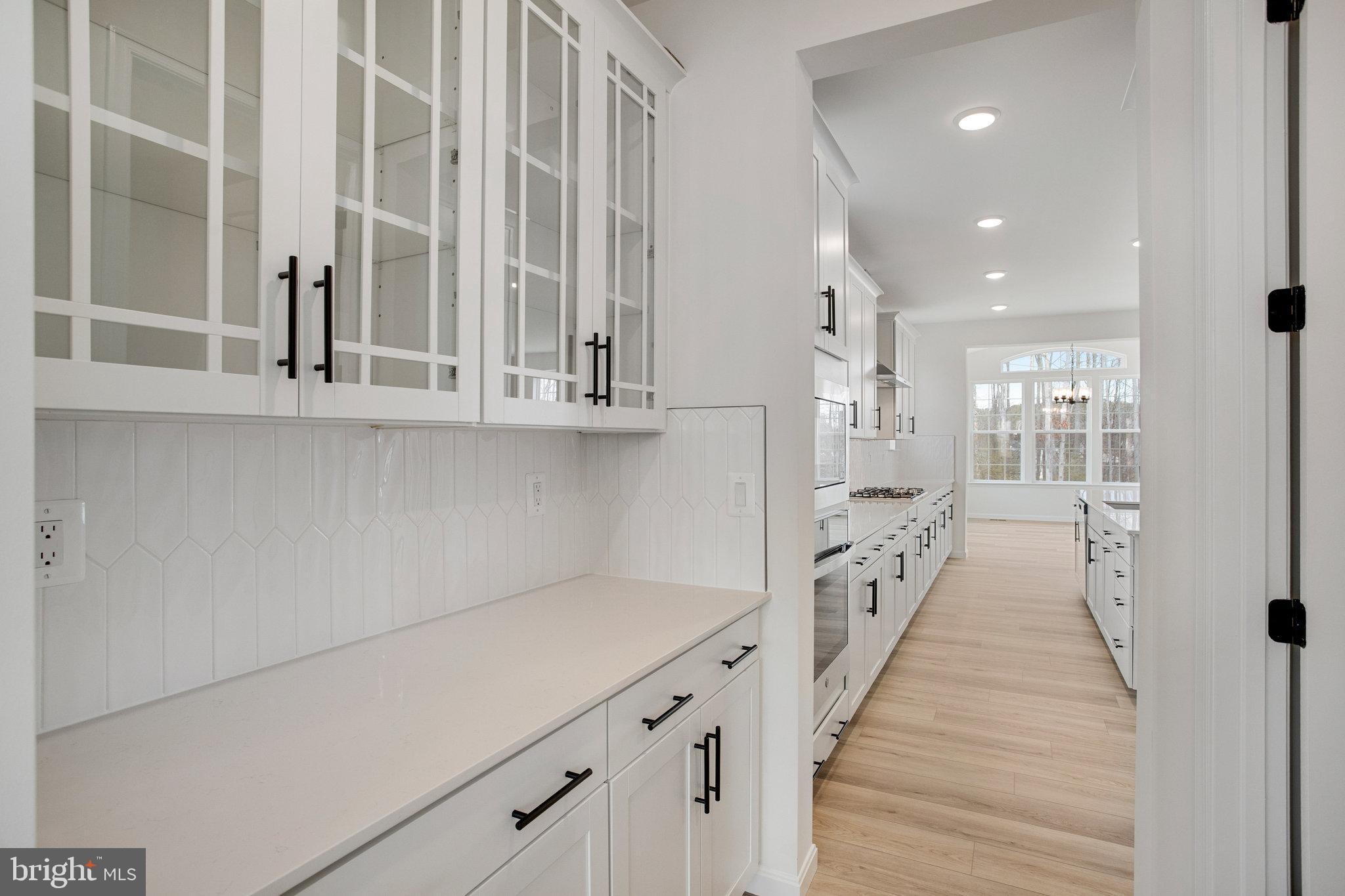 WHITE OAK - Residential