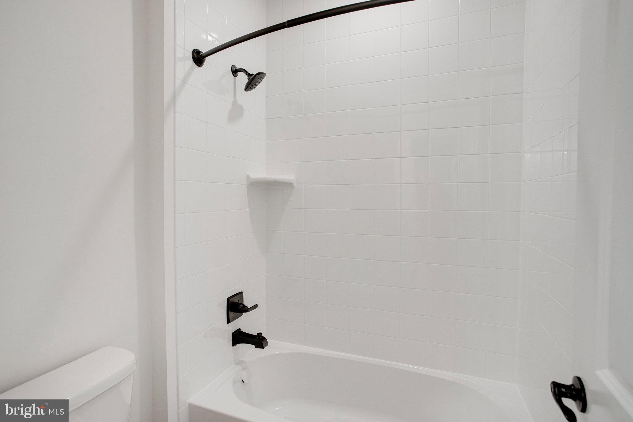 WHITE OAK - Residential