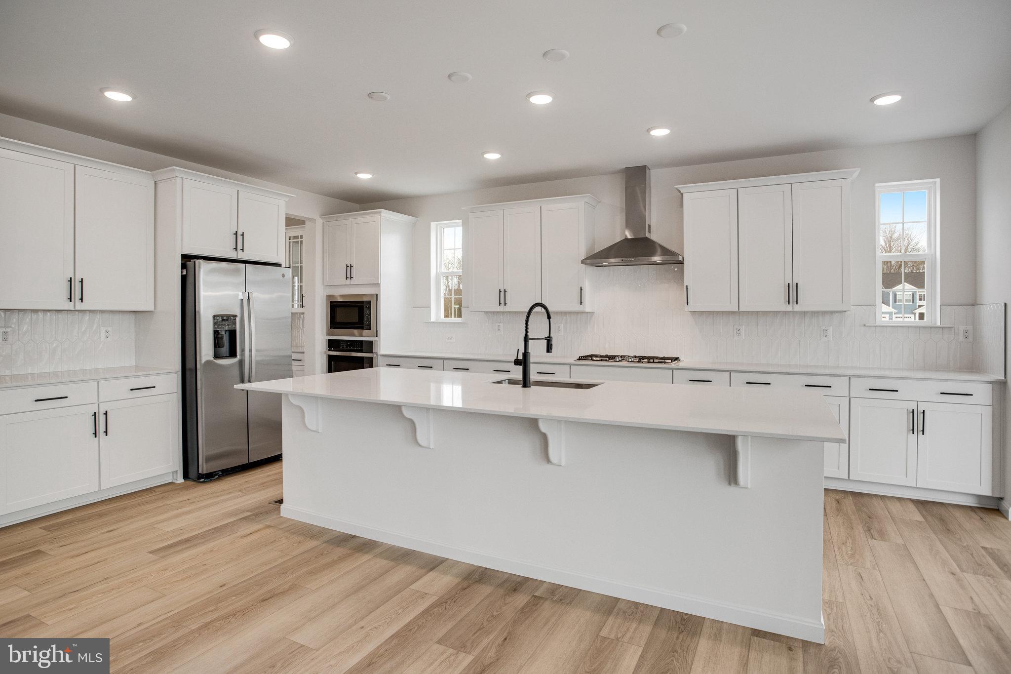 WHITE OAK - Residential