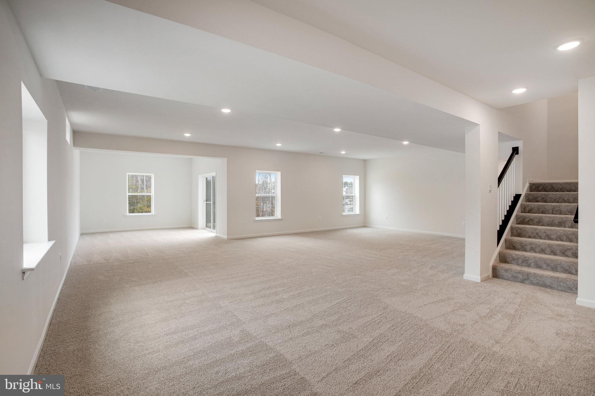 WHITE OAK - Residential