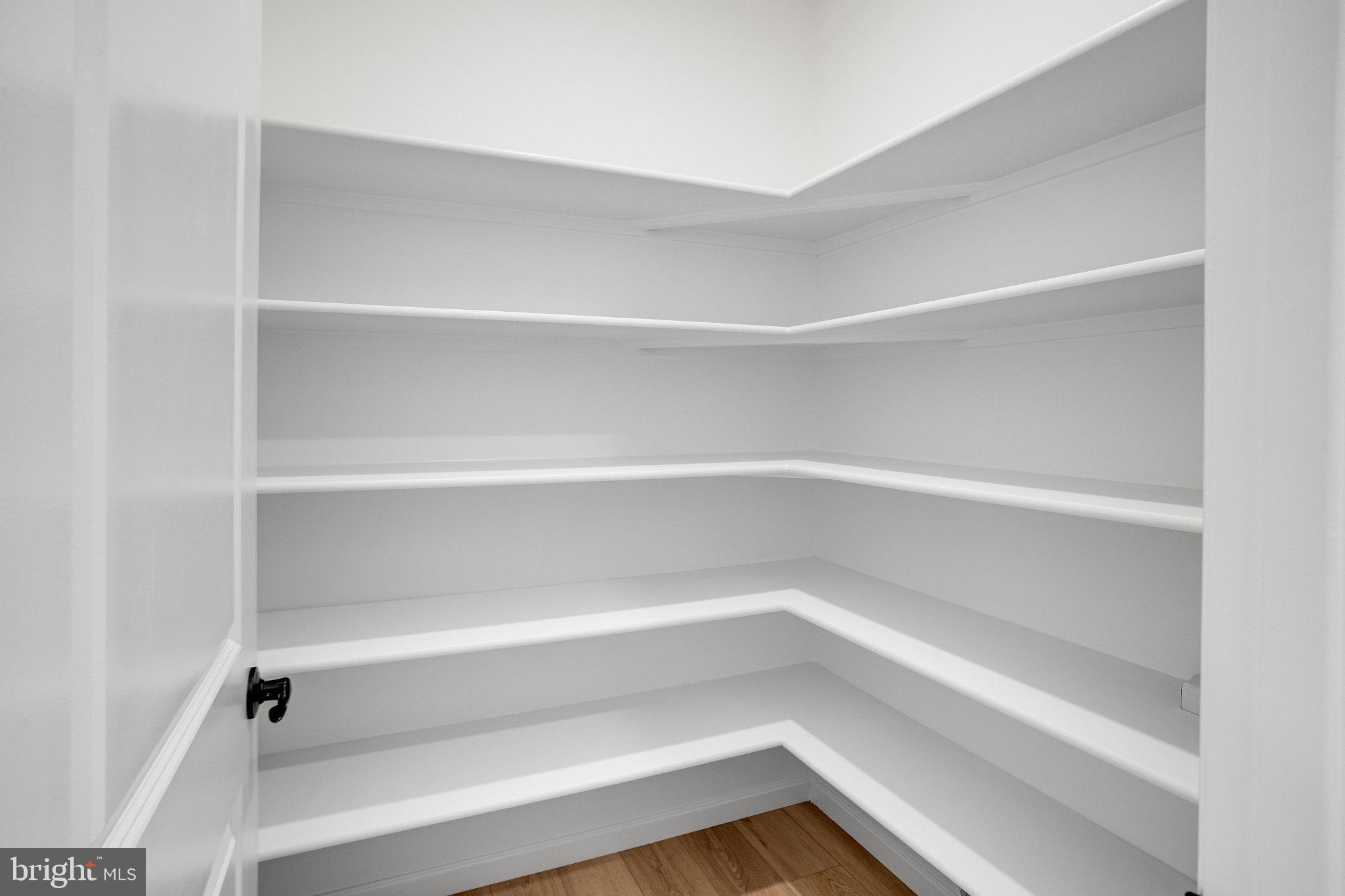 WHITE OAK - Residential